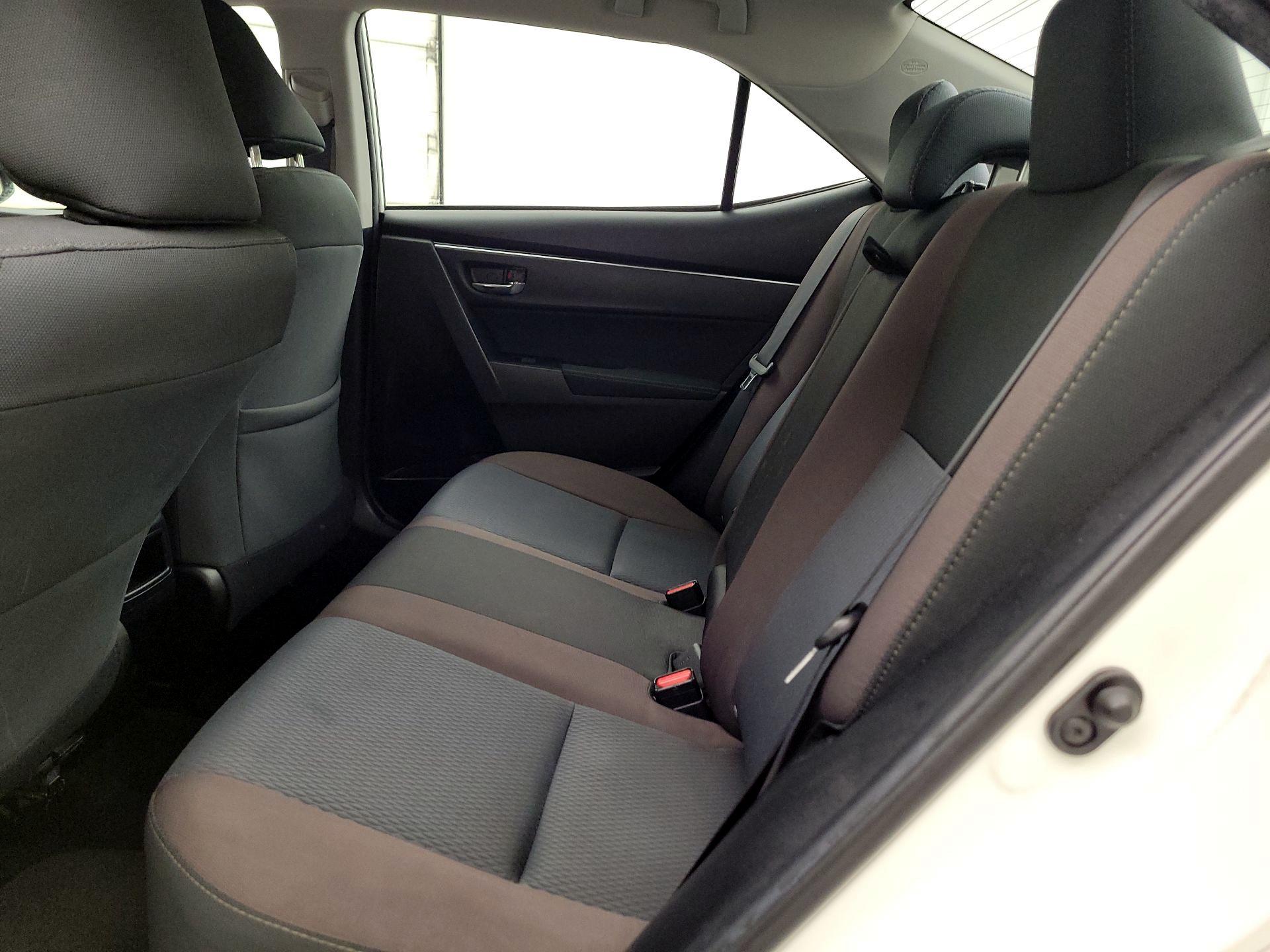 Thumbnail: 2018 Toyota Corolla - 19