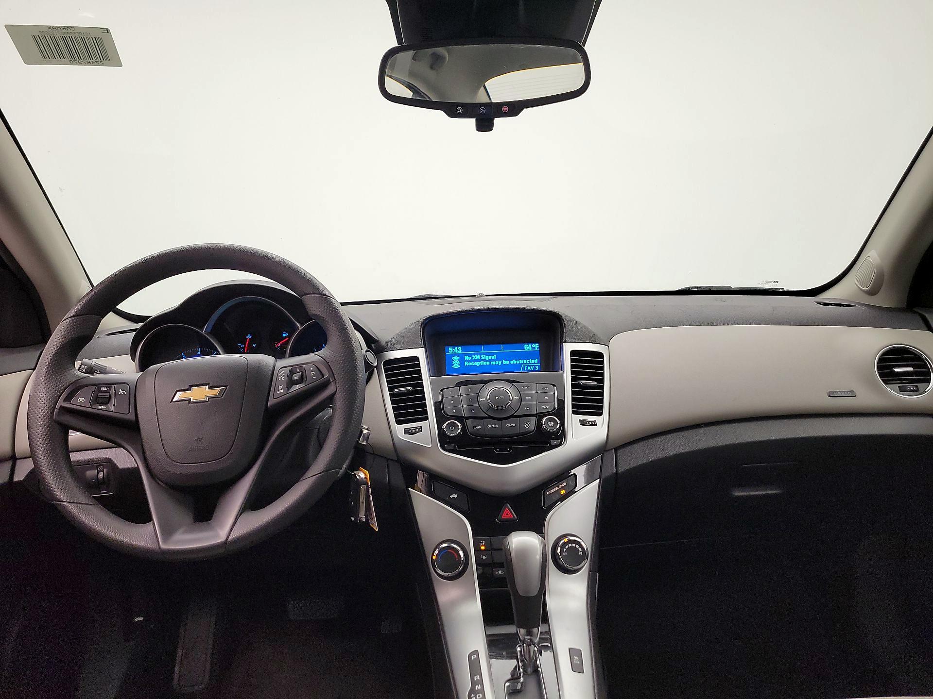 Thumbnail: 2016 Chevrolet Cruze - 9