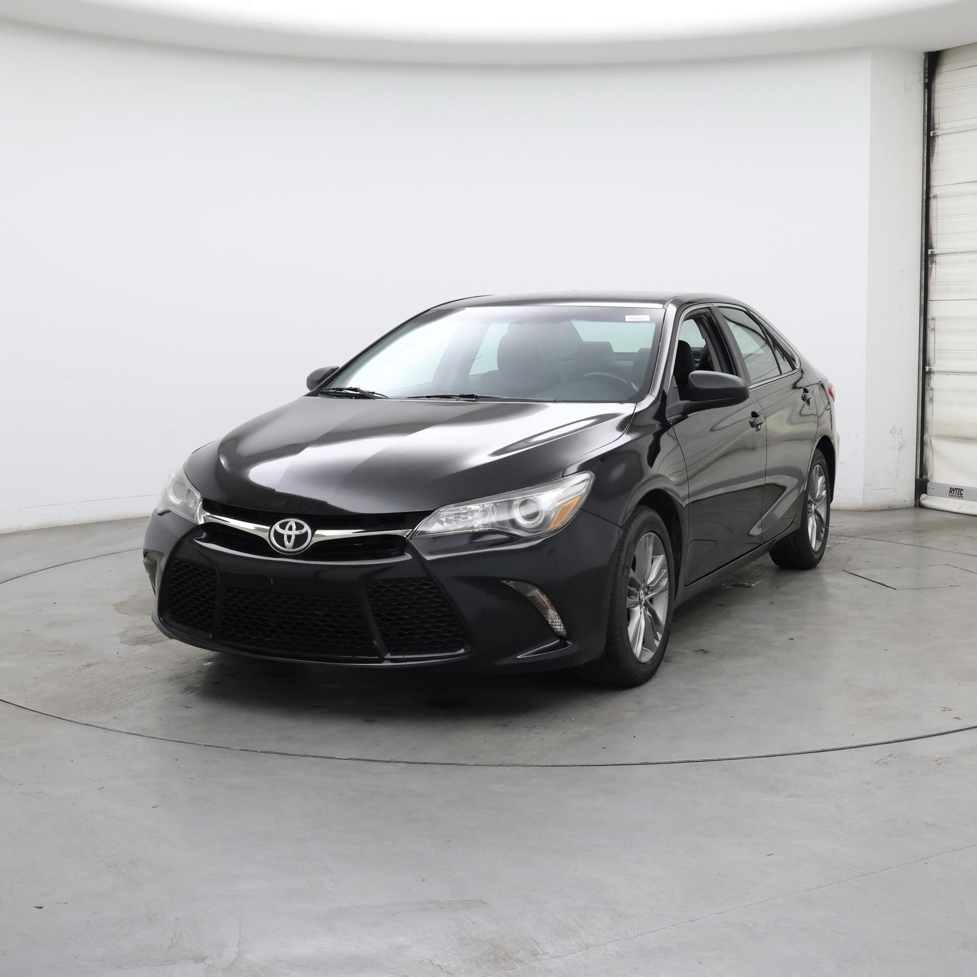 Thumbnail: 2016 Toyota Camry - 4