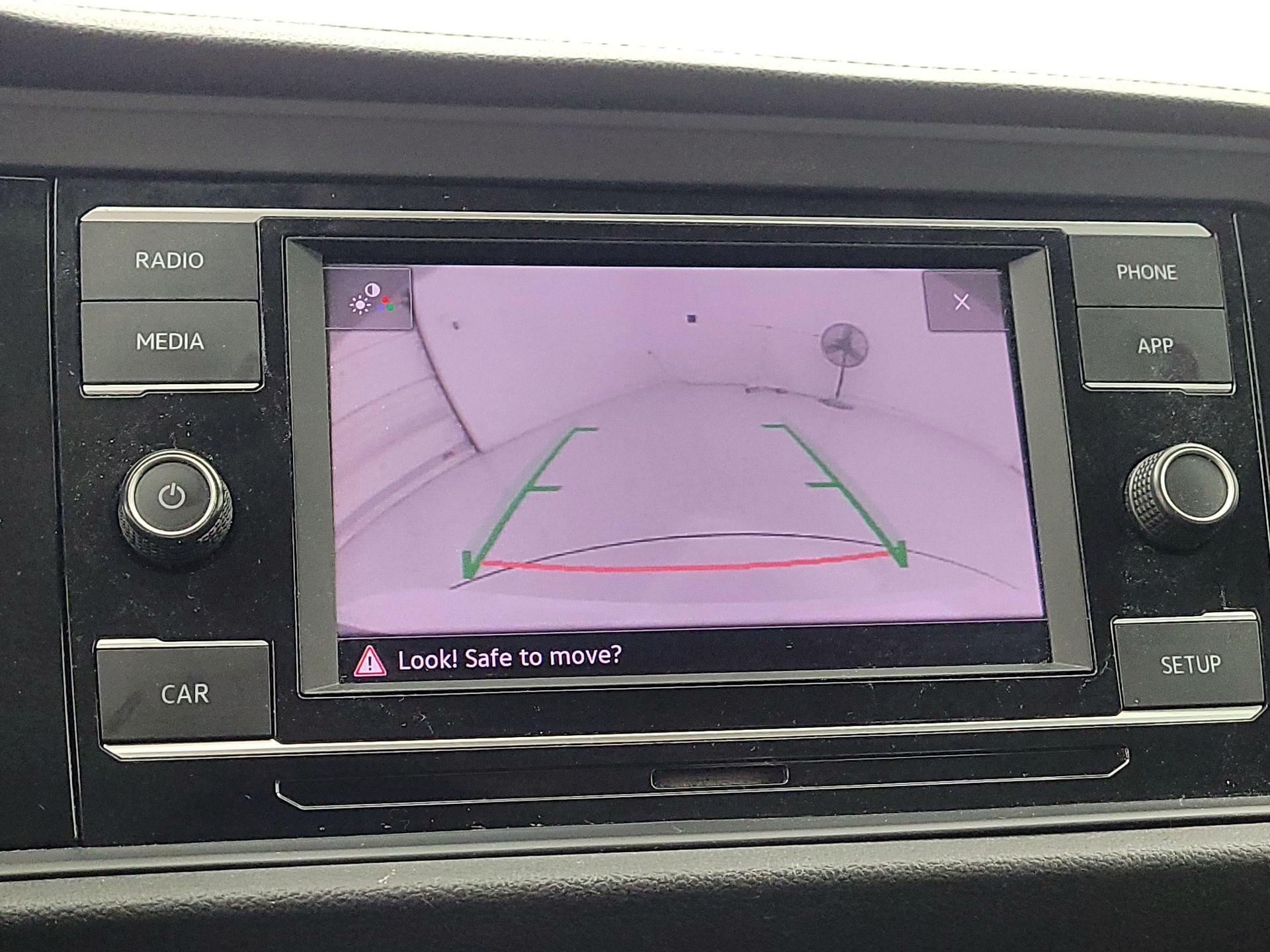 Thumbnail: 2019 Volkswagen Jetta - 14