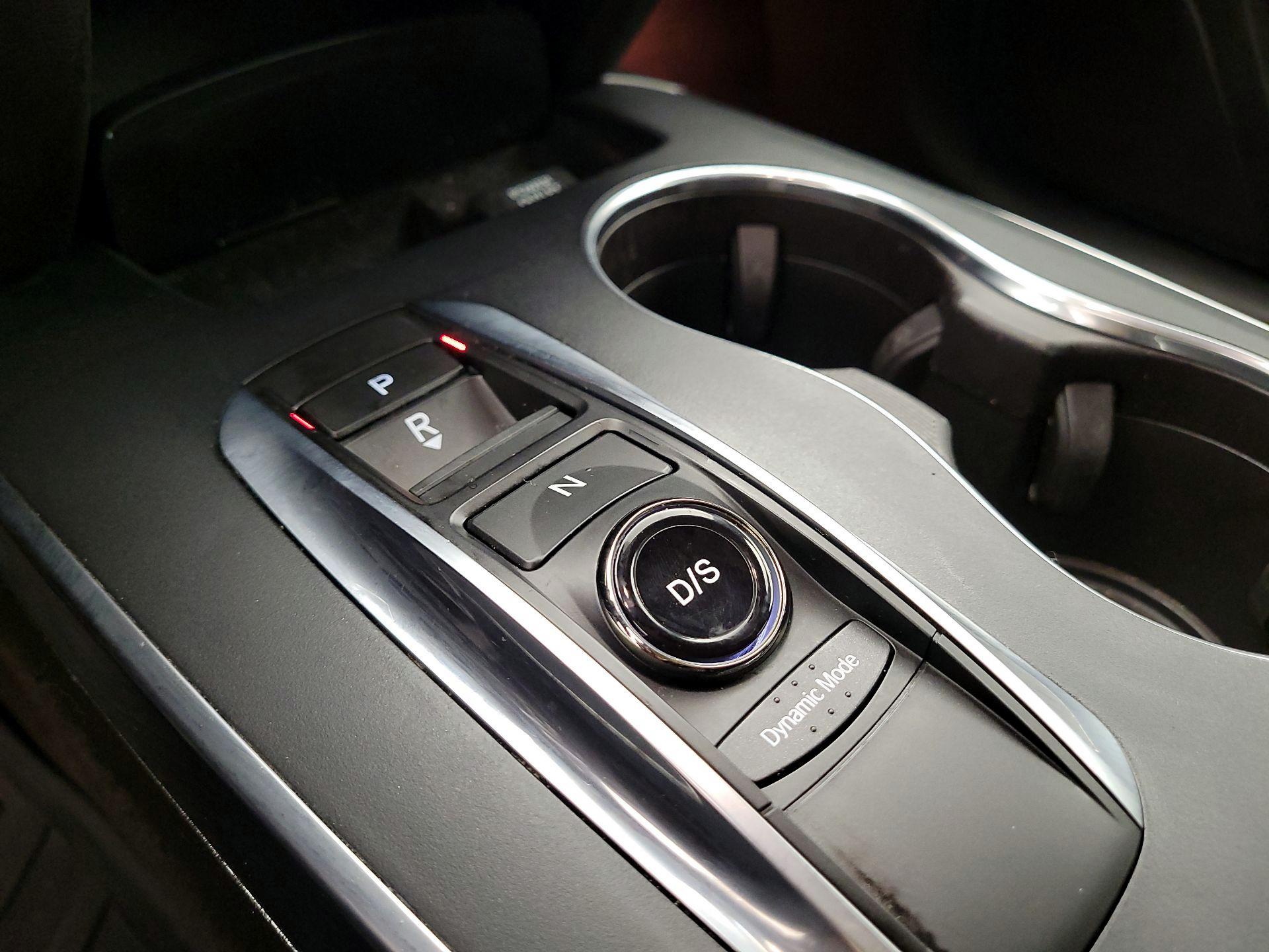 Thumbnail: 2017 Acura MDX - 15