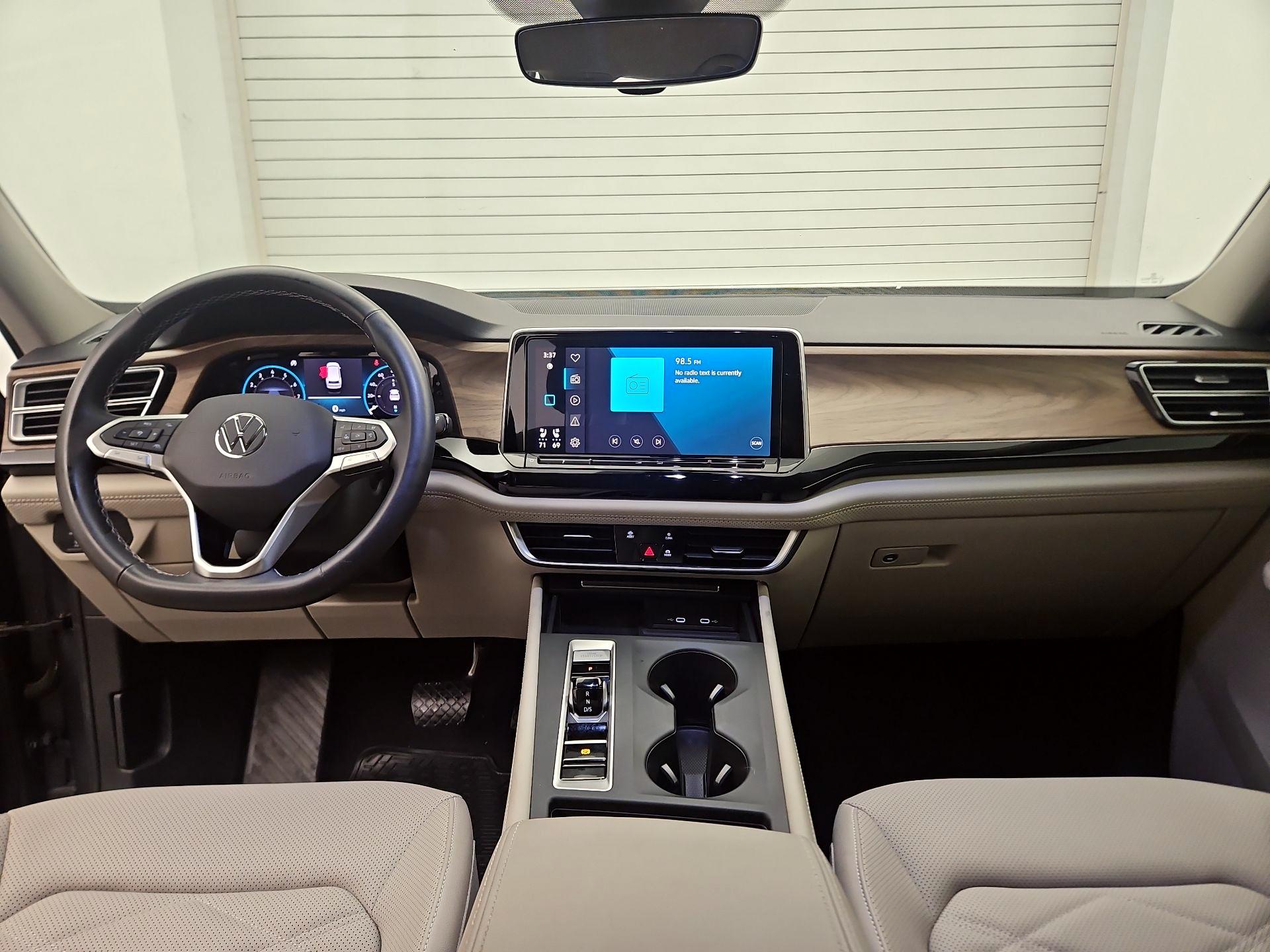 Thumbnail: 2024 Volkswagen Atlas - 9