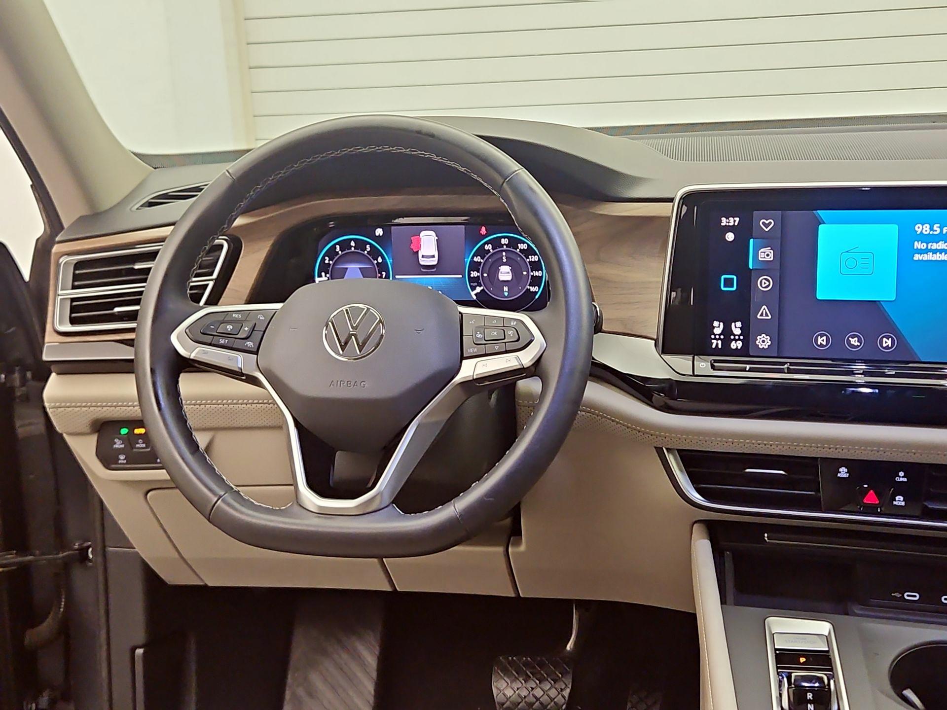 Thumbnail: 2024 Volkswagen Atlas - 10