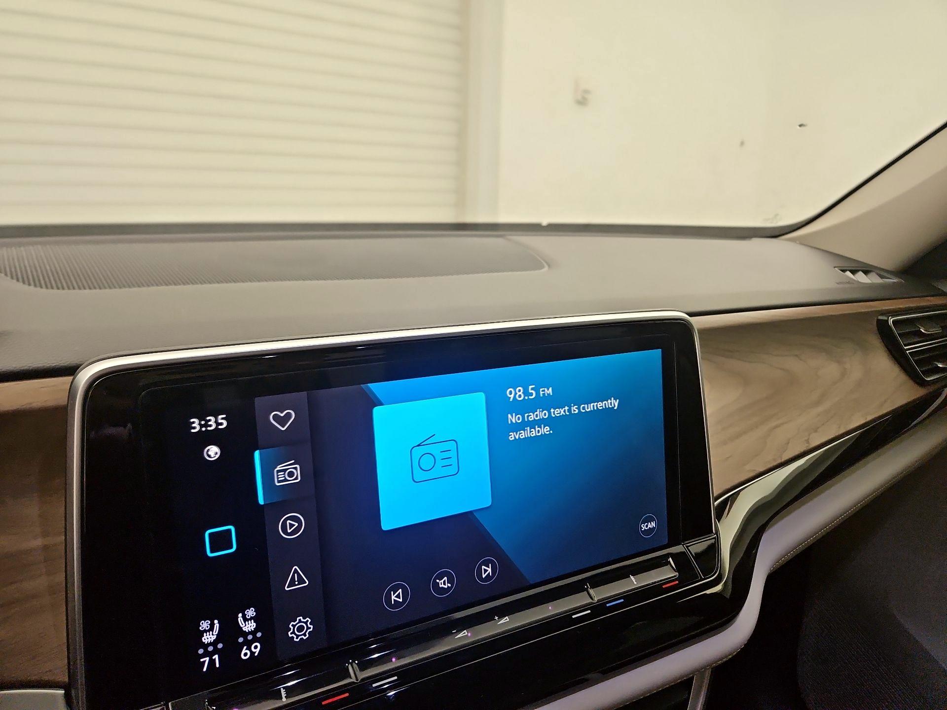 Thumbnail: 2024 Volkswagen Atlas - 13