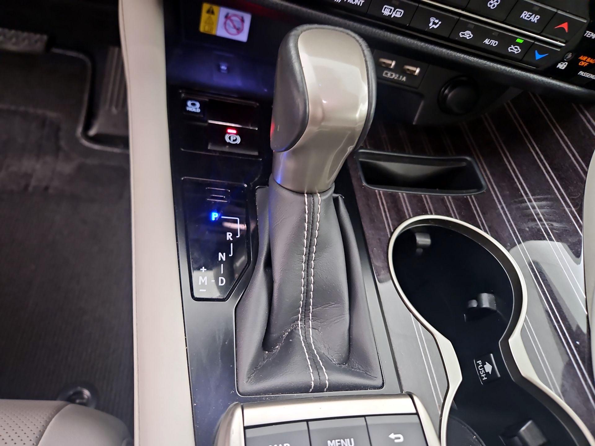 Thumbnail: 2022 Lexus RX - 18