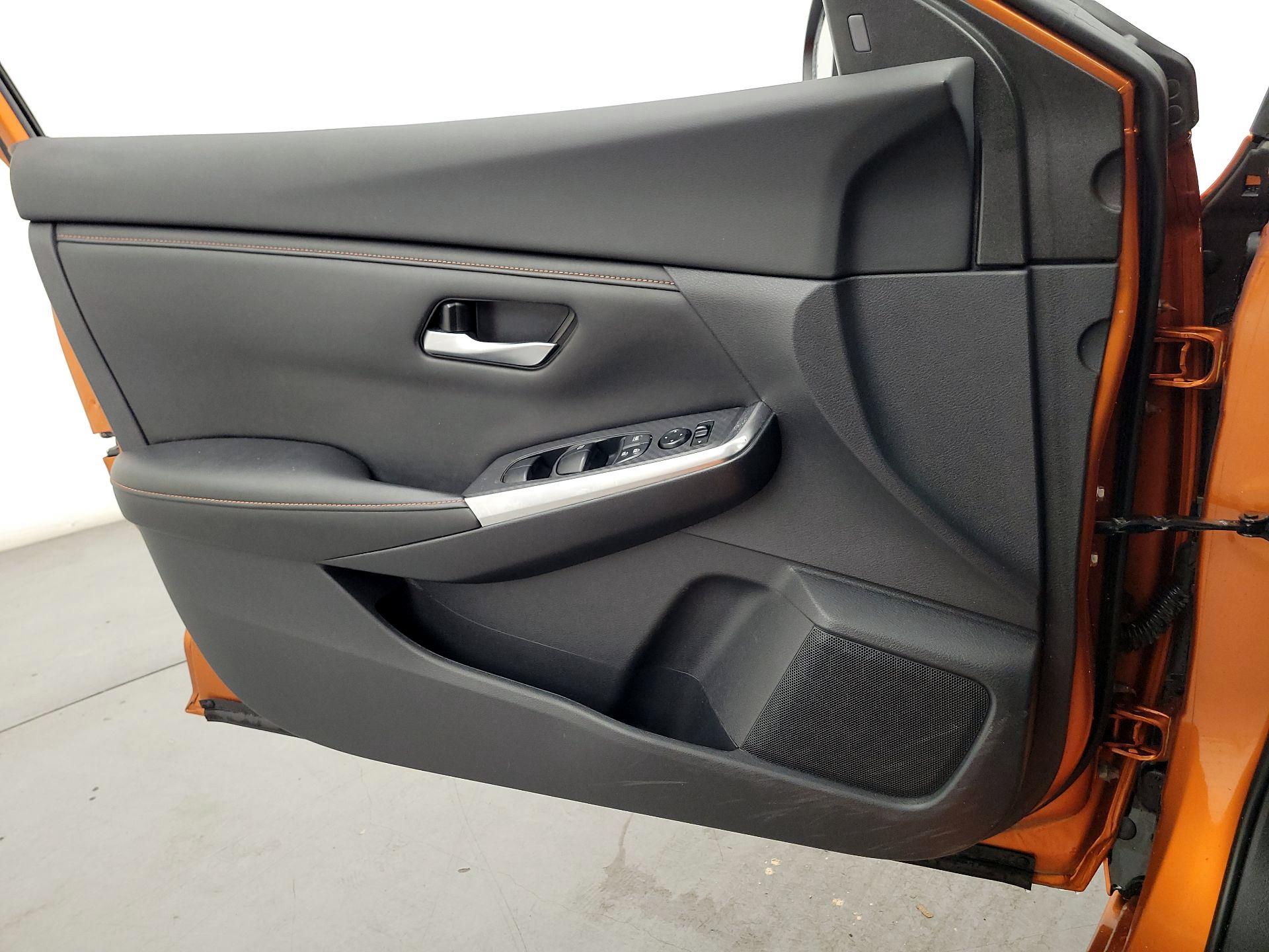 Thumbnail: 2021 Nissan Sentra - 12