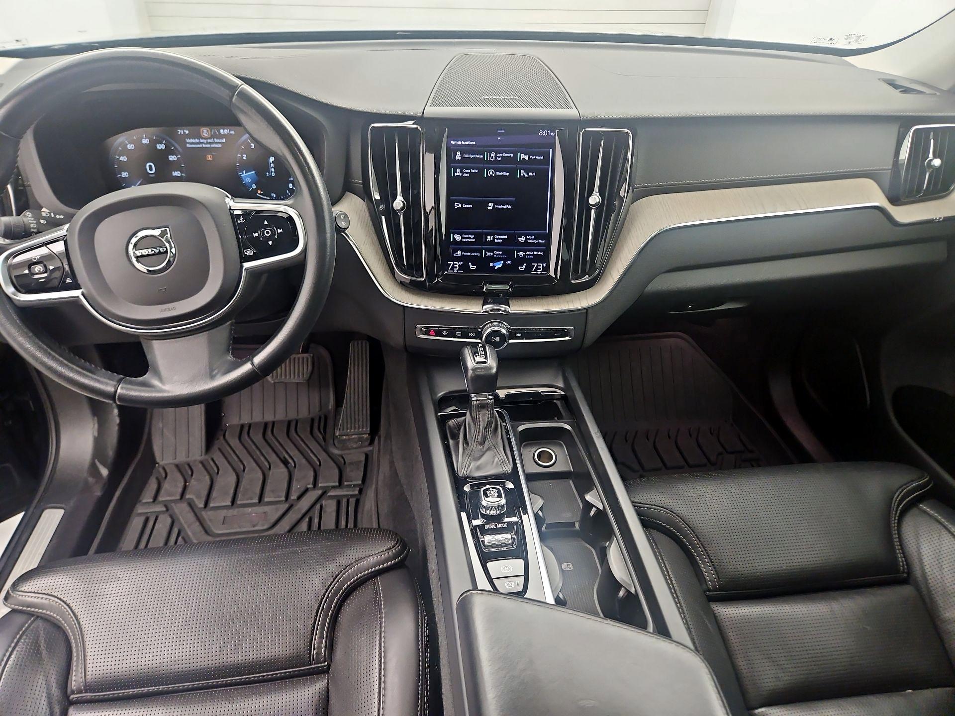 Thumbnail: 2021 Volvo XC60 - 9