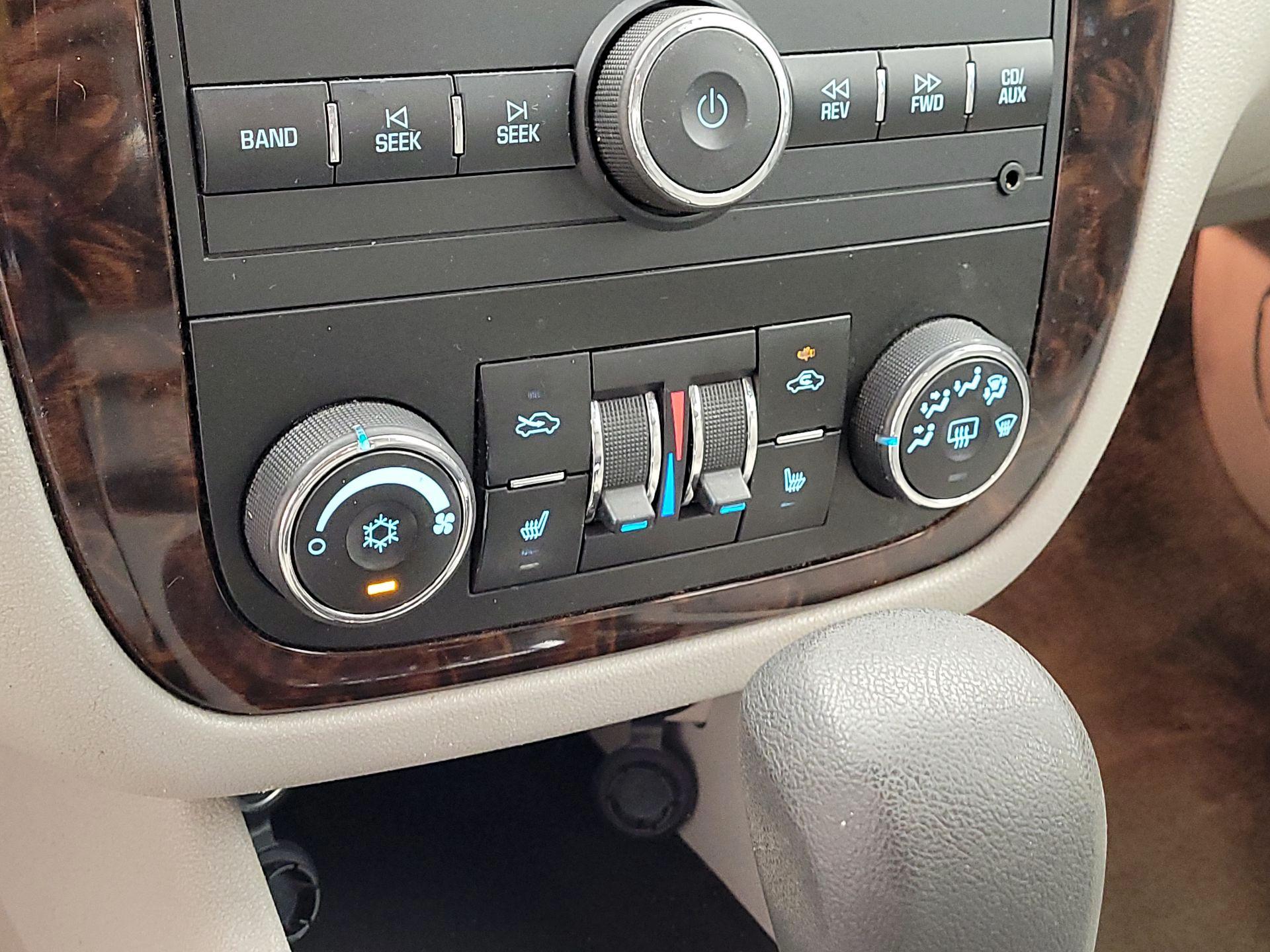 Thumbnail: 2015 Chevrolet Impala - 15