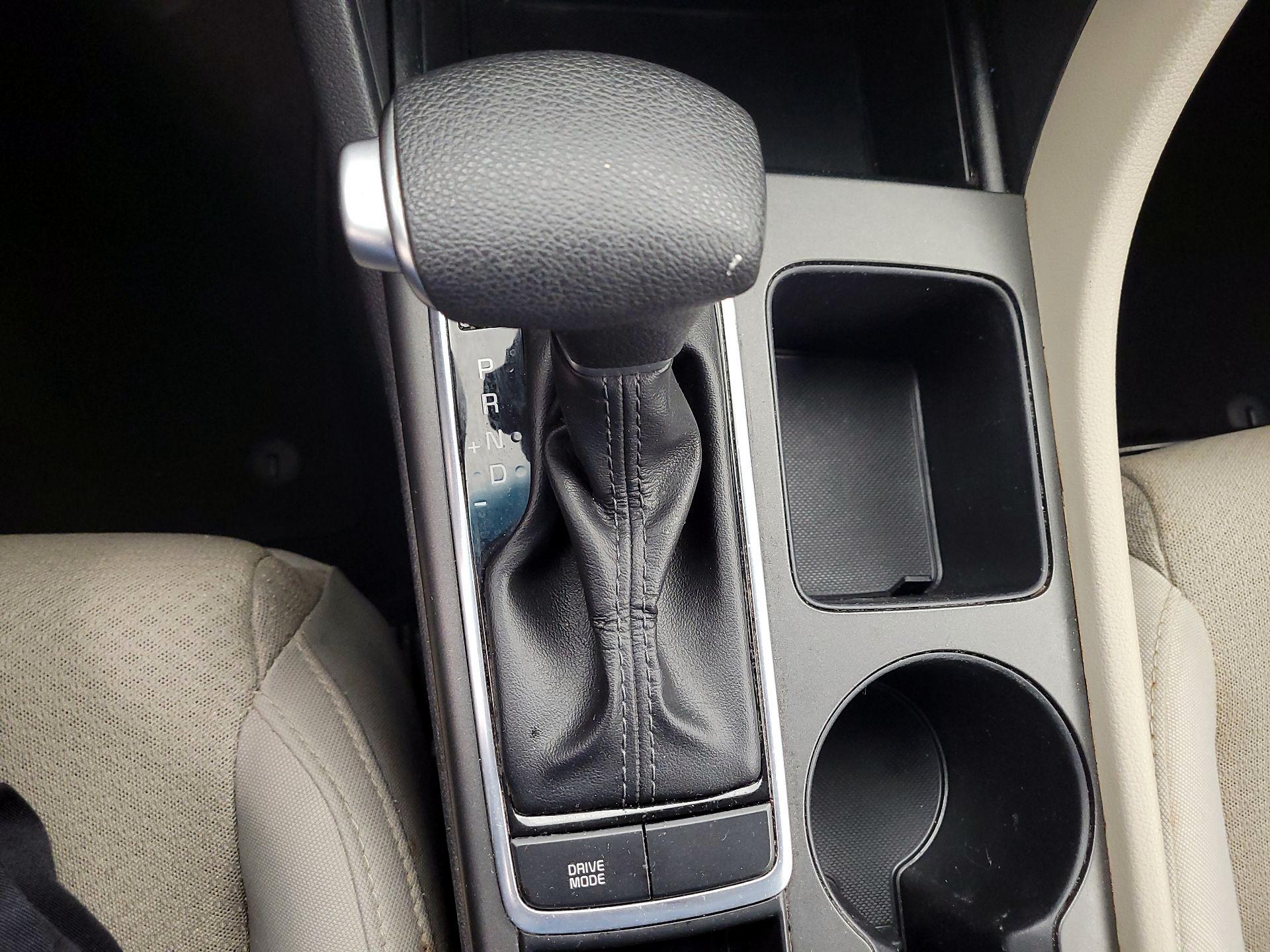 Thumbnail: 2018 Kia Optima - 17