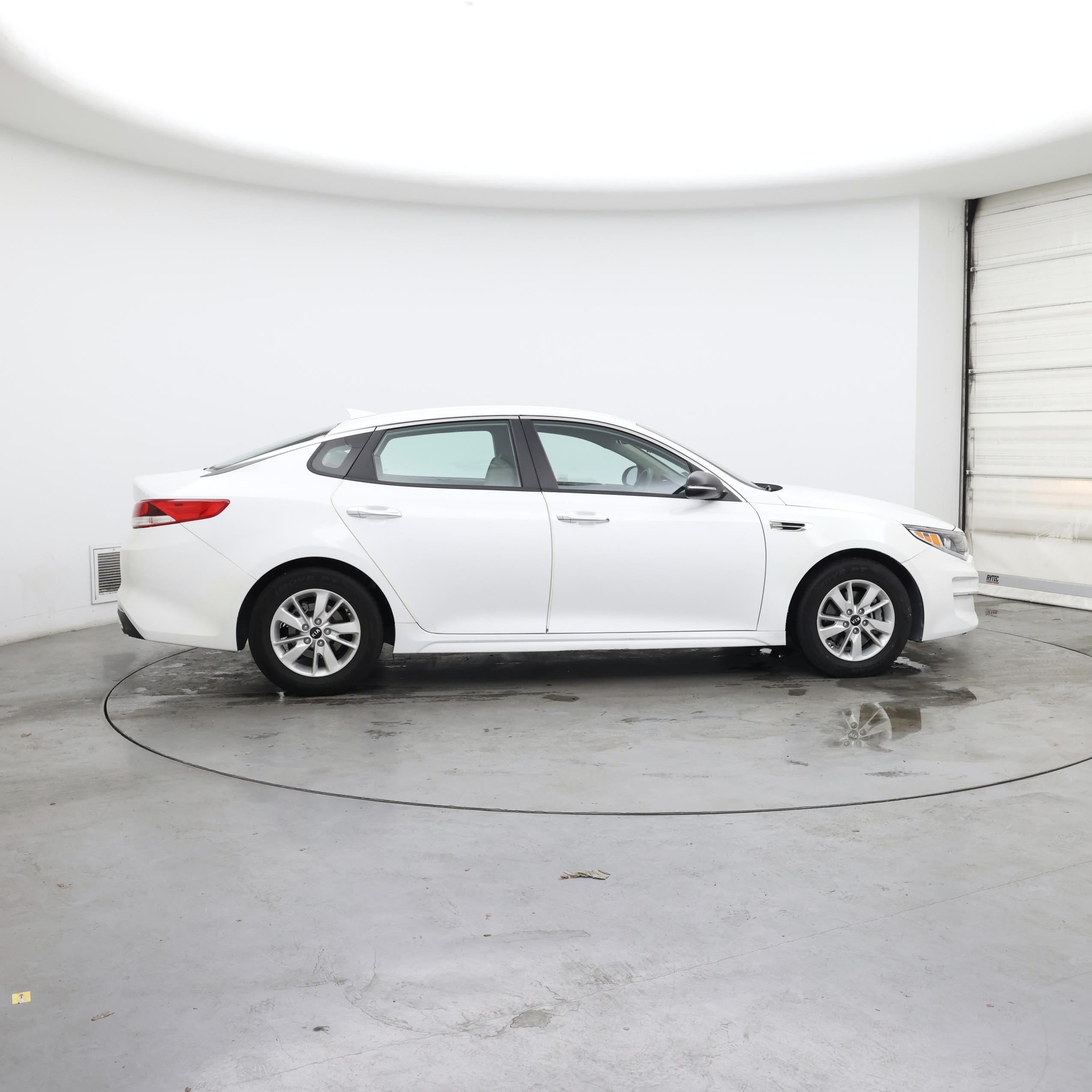 Thumbnail: 2018 Kia Optima - 7