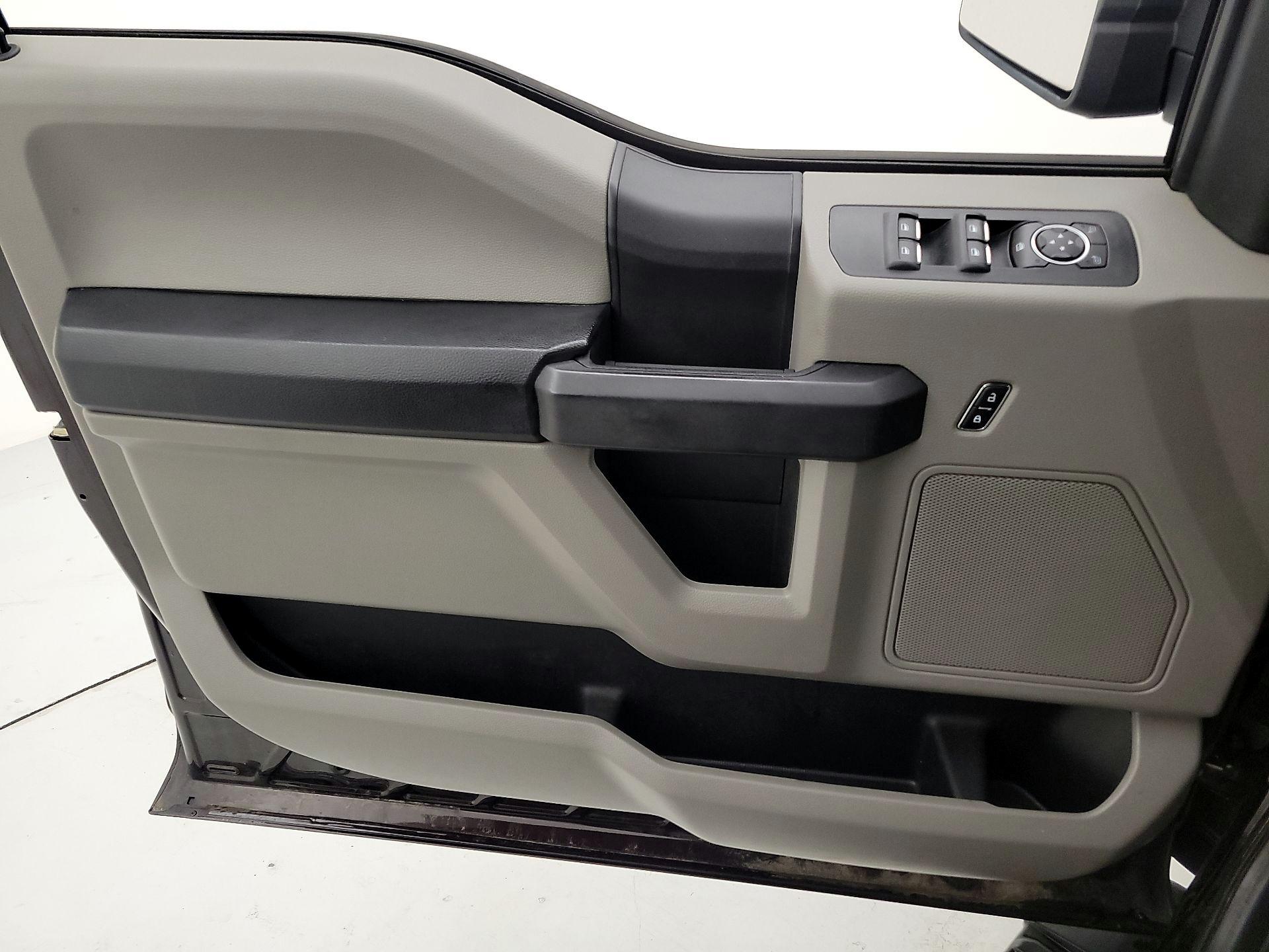 Thumbnail: 2018 Ford F-150 - 12