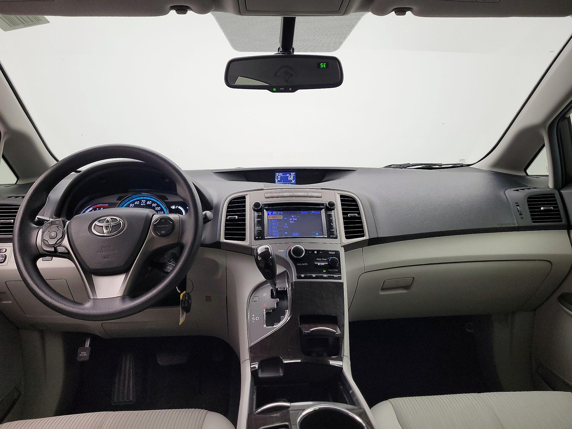 Thumbnail: 2014 Toyota Venza - 9