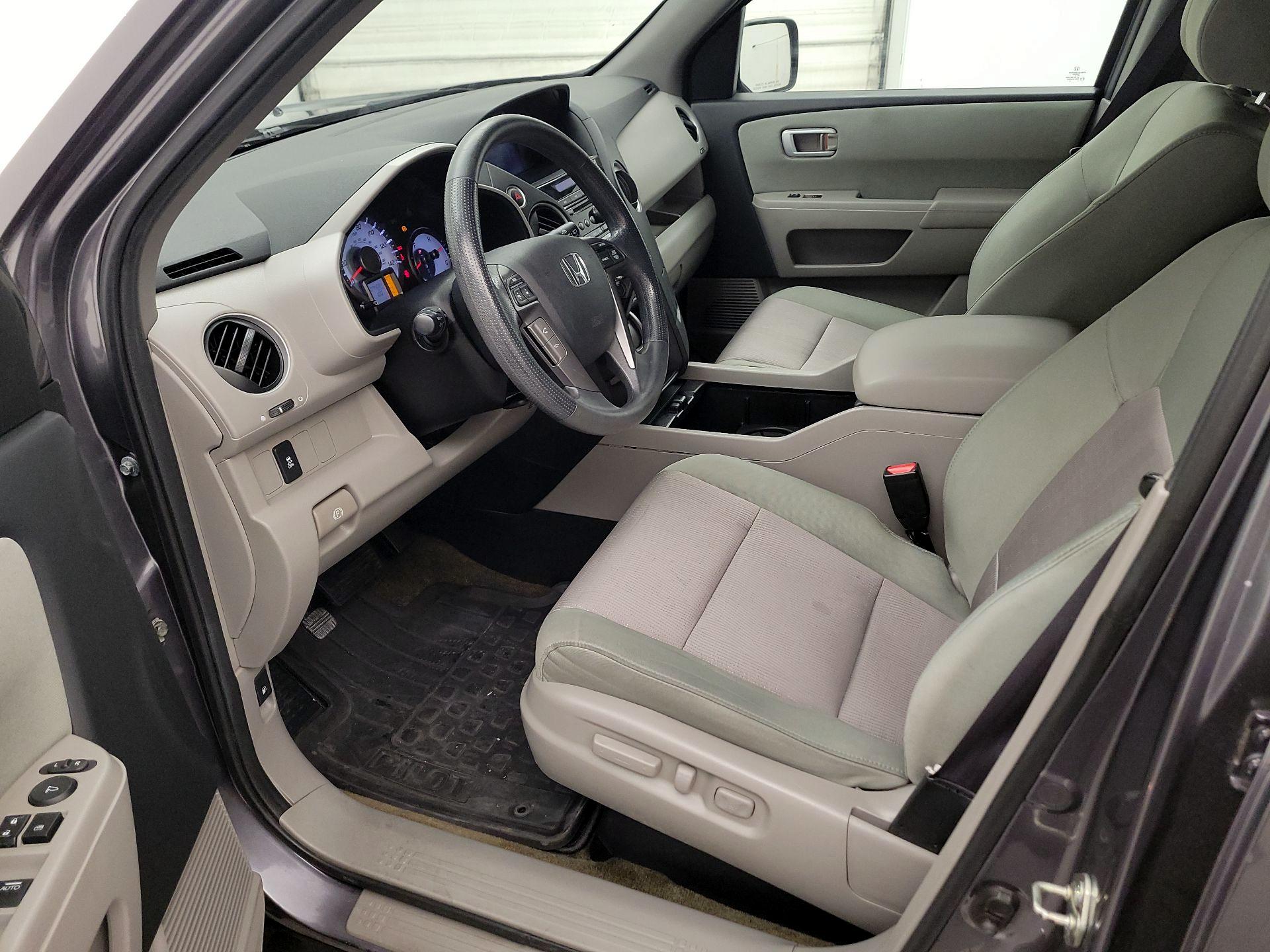 Thumbnail: 2014 Honda Pilot - 11