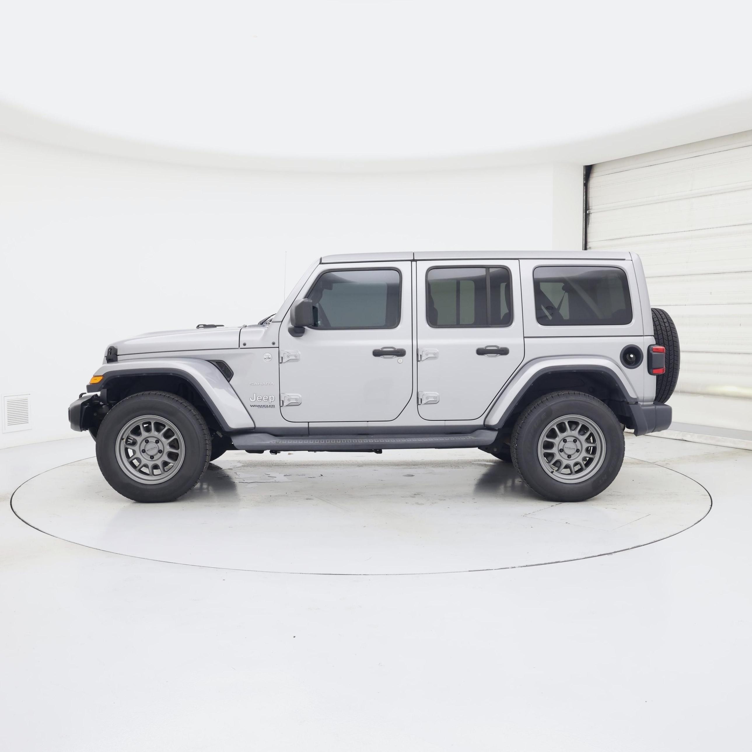 Thumbnail: 2018 Jeep Wrangler - 3
