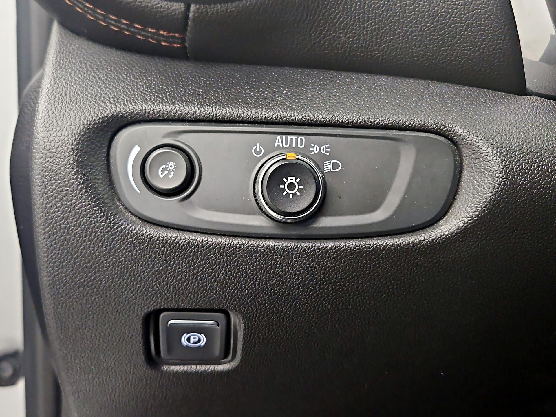 Thumbnail: 2021 Chevrolet Blazer - 13