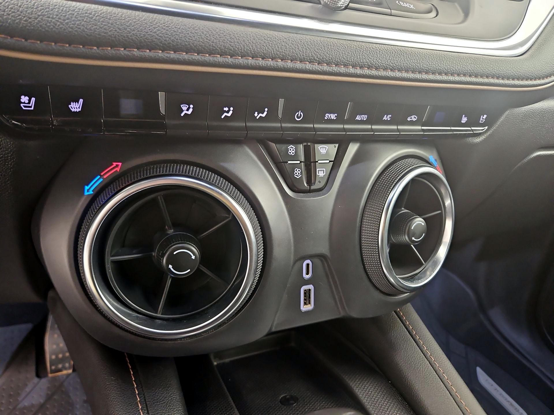 Thumbnail: 2021 Chevrolet Blazer - 16