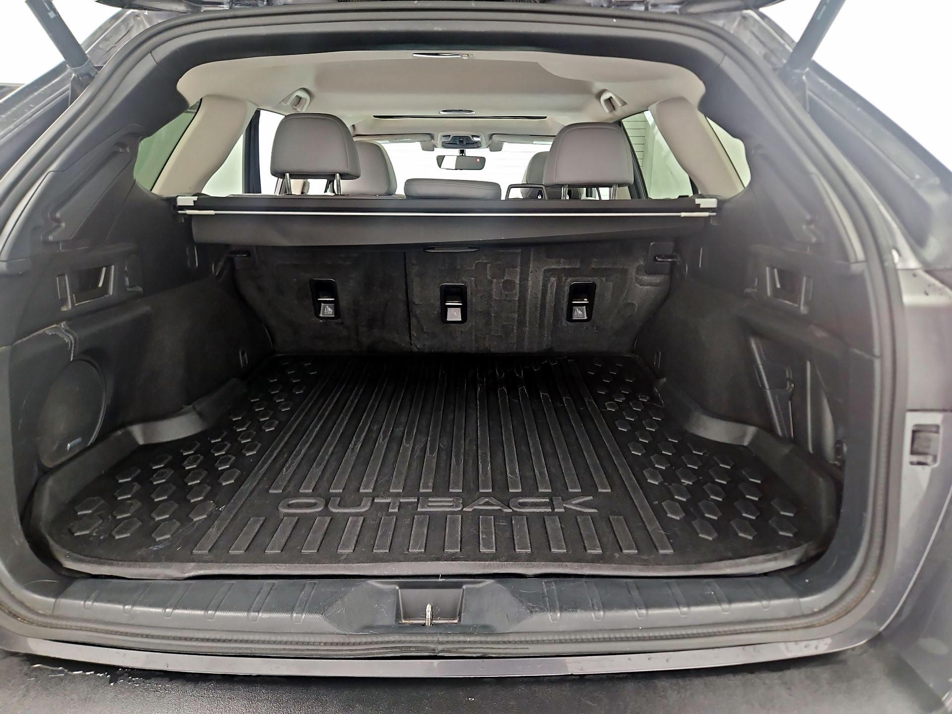 Thumbnail: 2022 Subaru Outback - 18