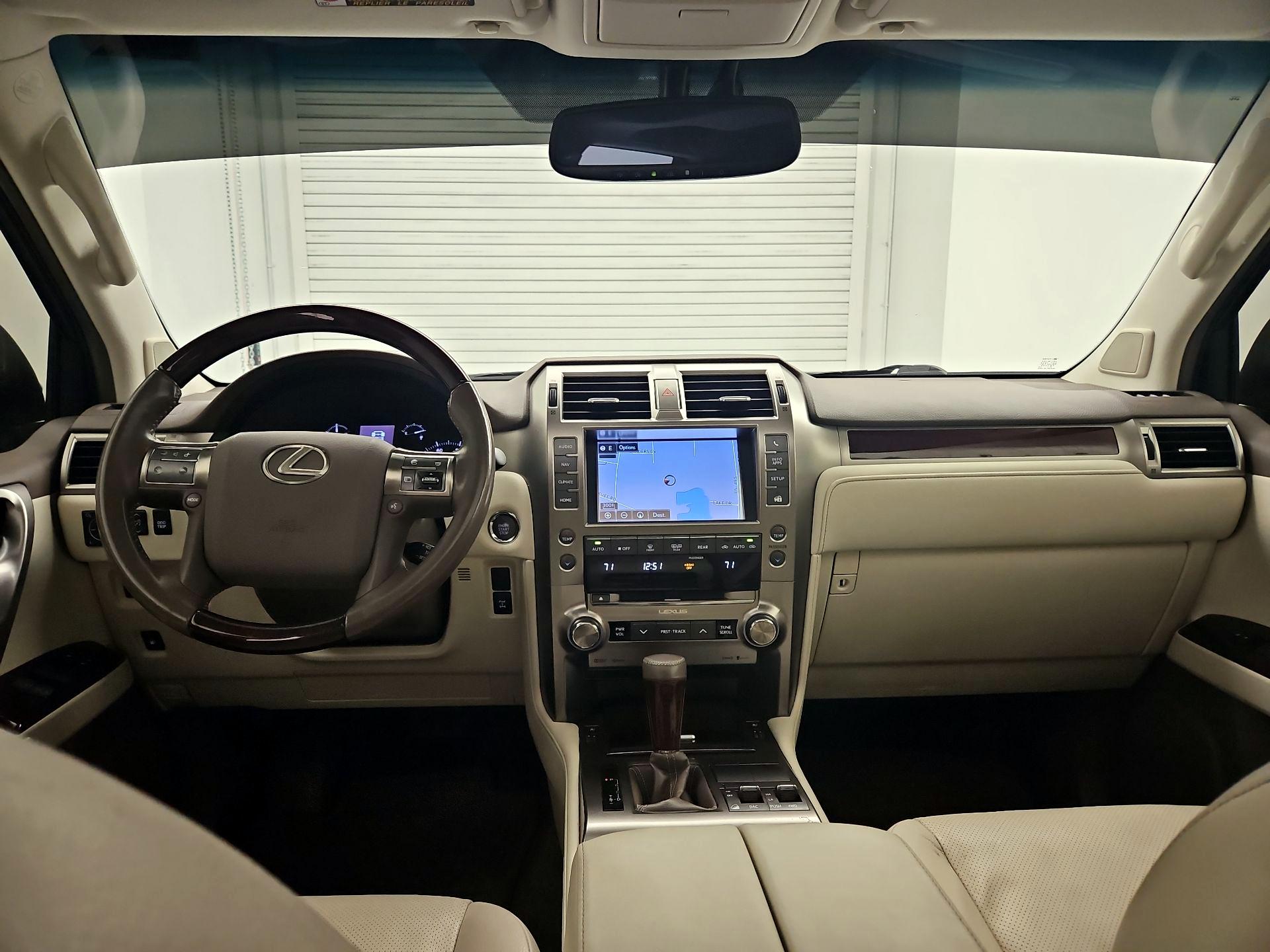 Thumbnail: 2017 Lexus GX - 9