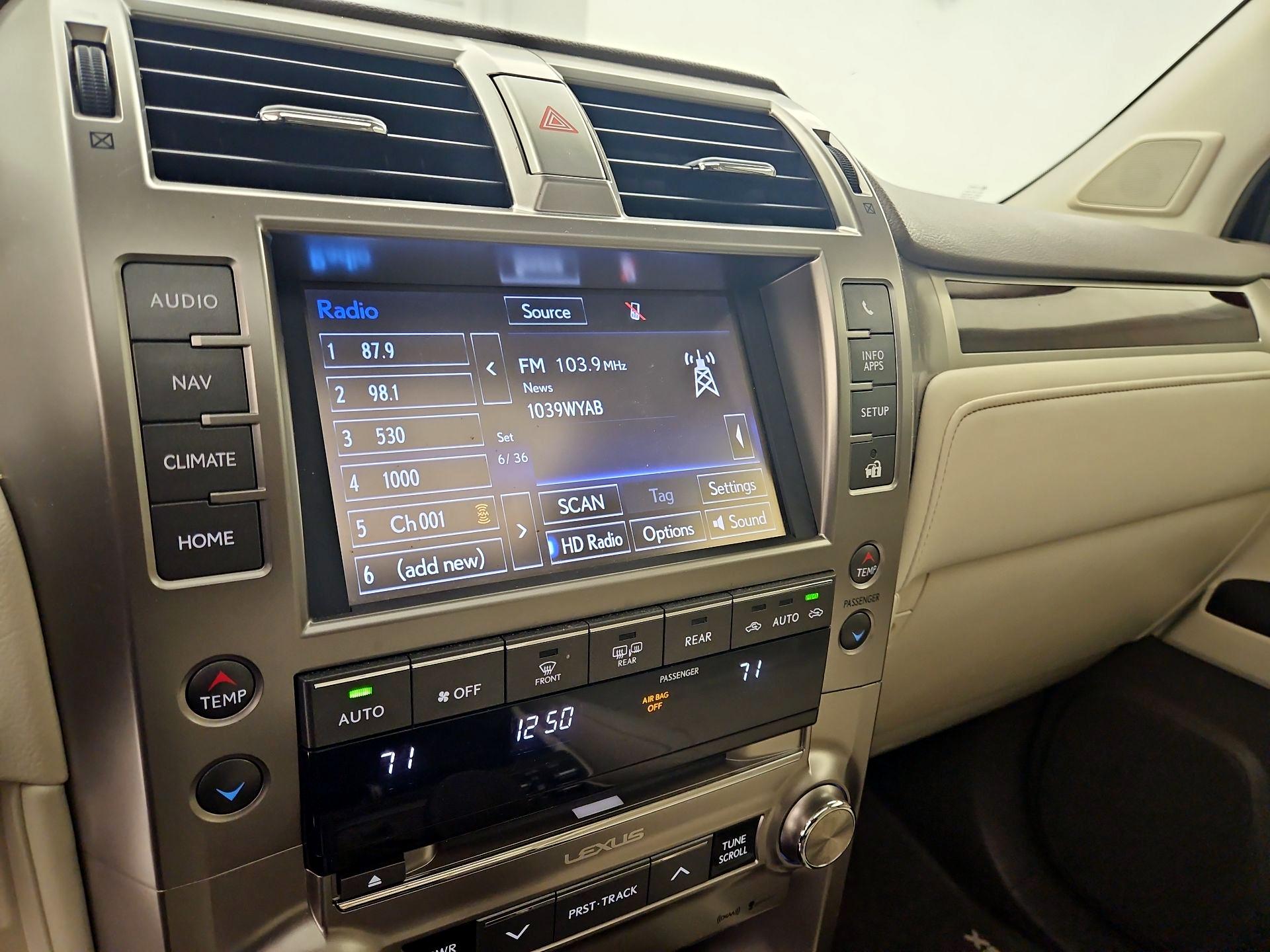 Thumbnail: 2017 Lexus GX - 16