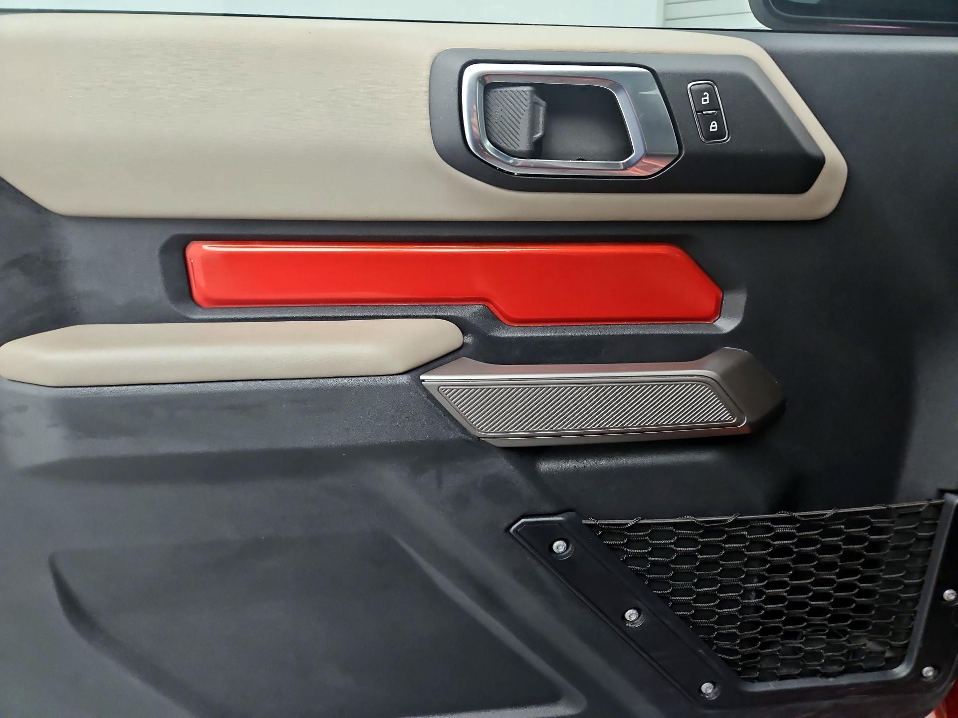 Thumbnail: 2023 Ford Bronco - 12