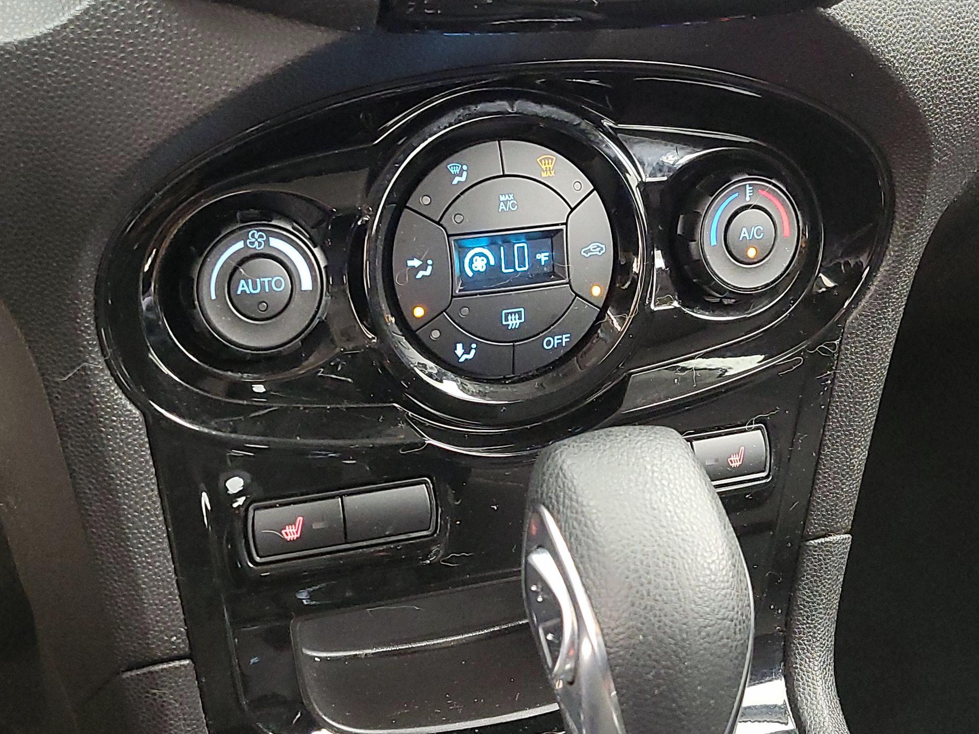 Thumbnail: 2018 Ford Fiesta - 16