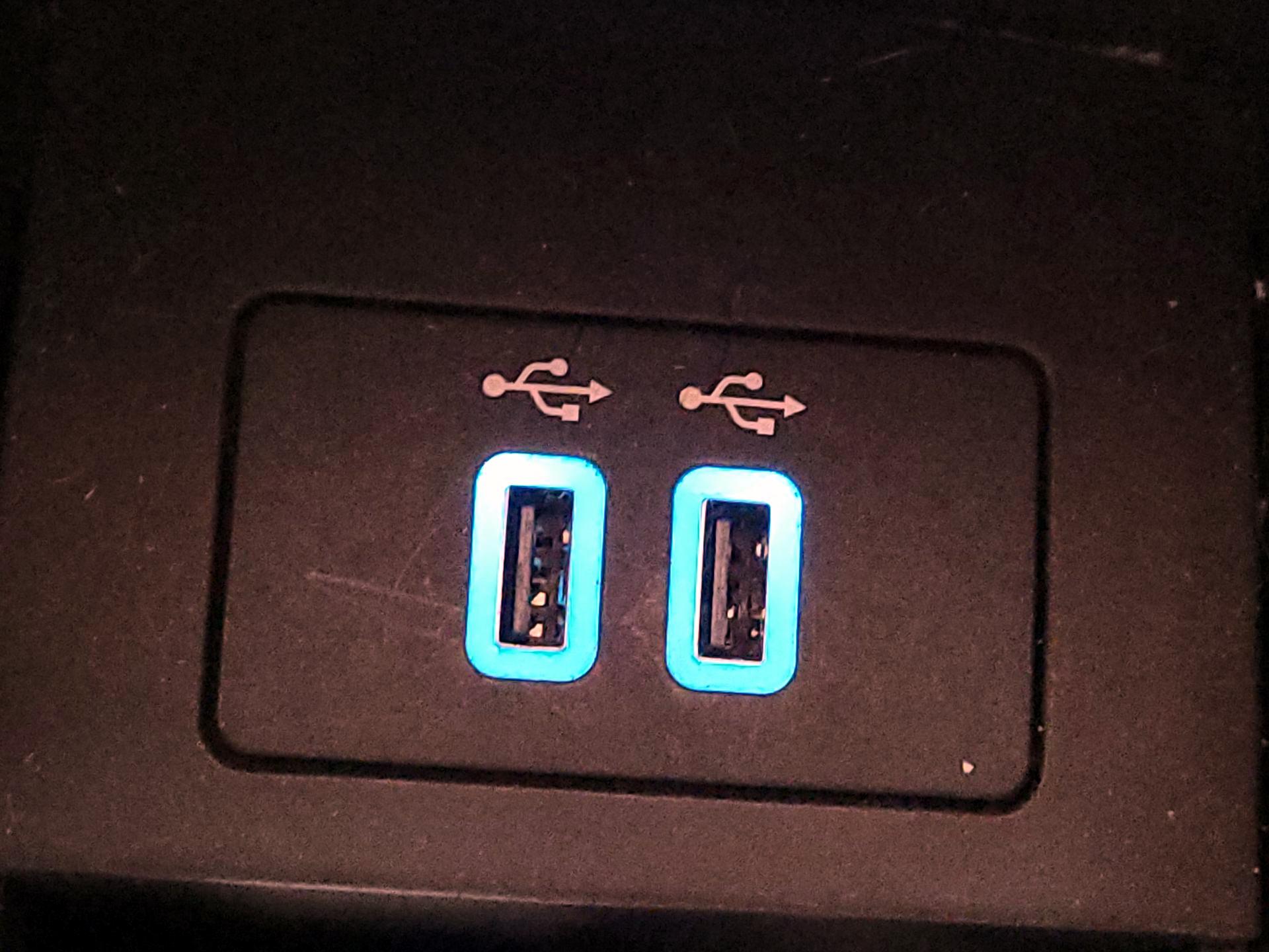 Thumbnail: 2018 Ford Fiesta - 18