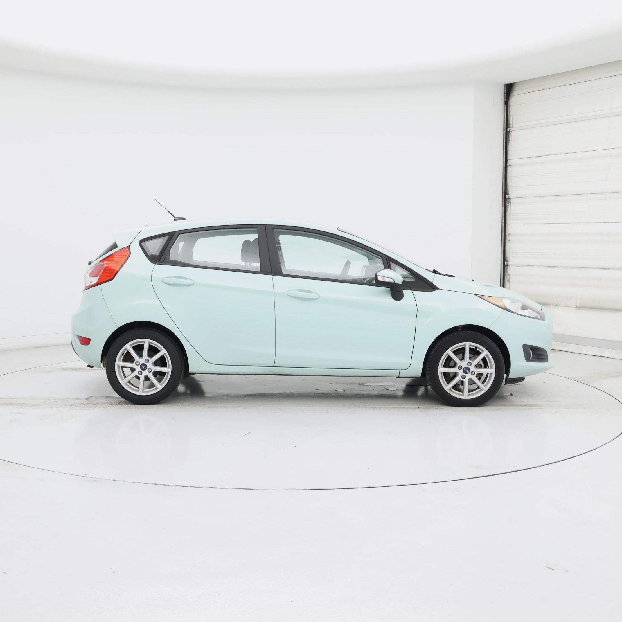 Thumbnail: 2018 Ford Fiesta - 7