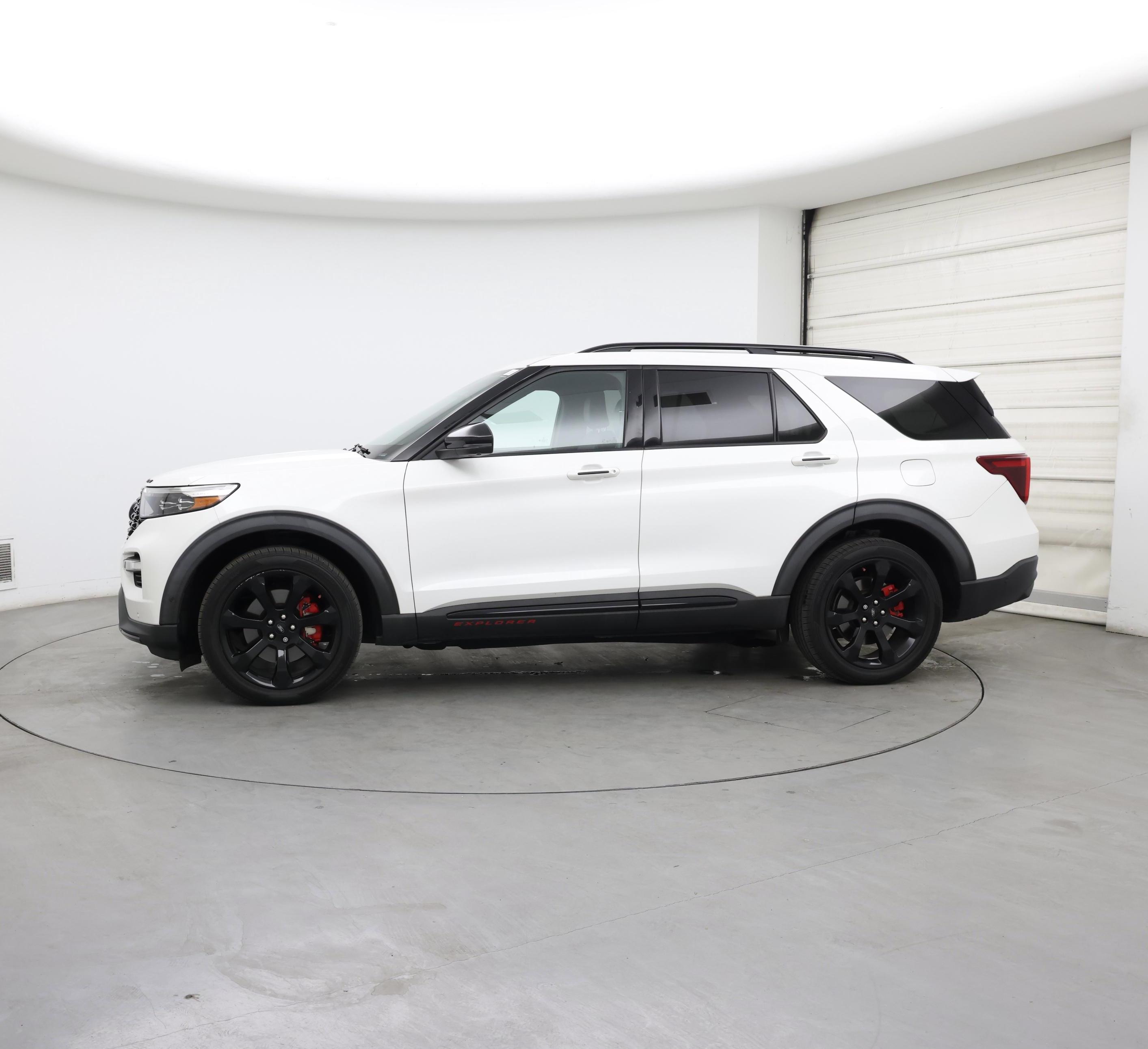 Thumbnail: 2020 Ford Explorer - 3