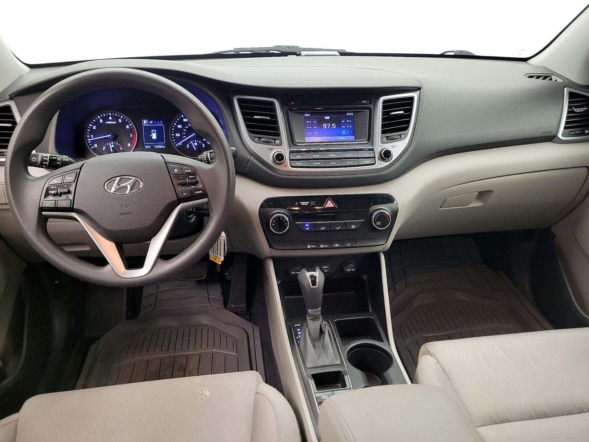 Thumbnail: 2016 Hyundai Tucson - 9