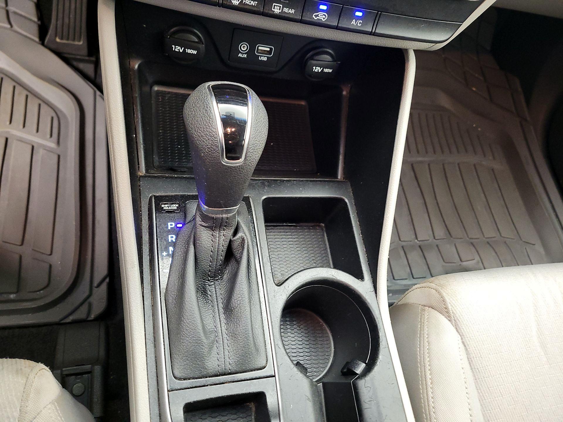 Thumbnail: 2016 Hyundai Tucson - 15