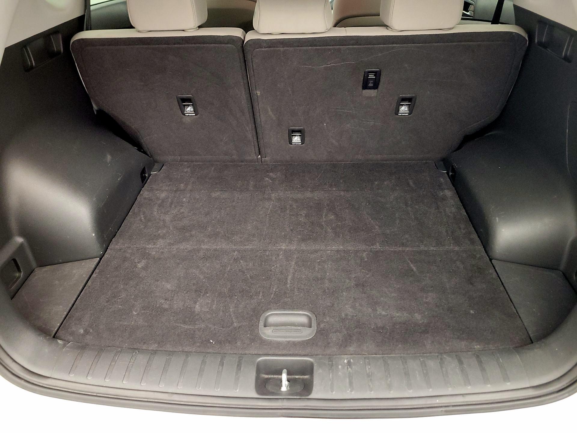 Thumbnail: 2016 Hyundai Tucson - 16