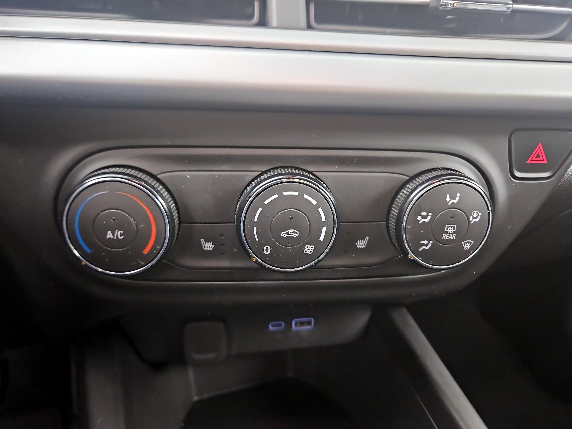 Thumbnail: 2024 Chevrolet Trax - 16