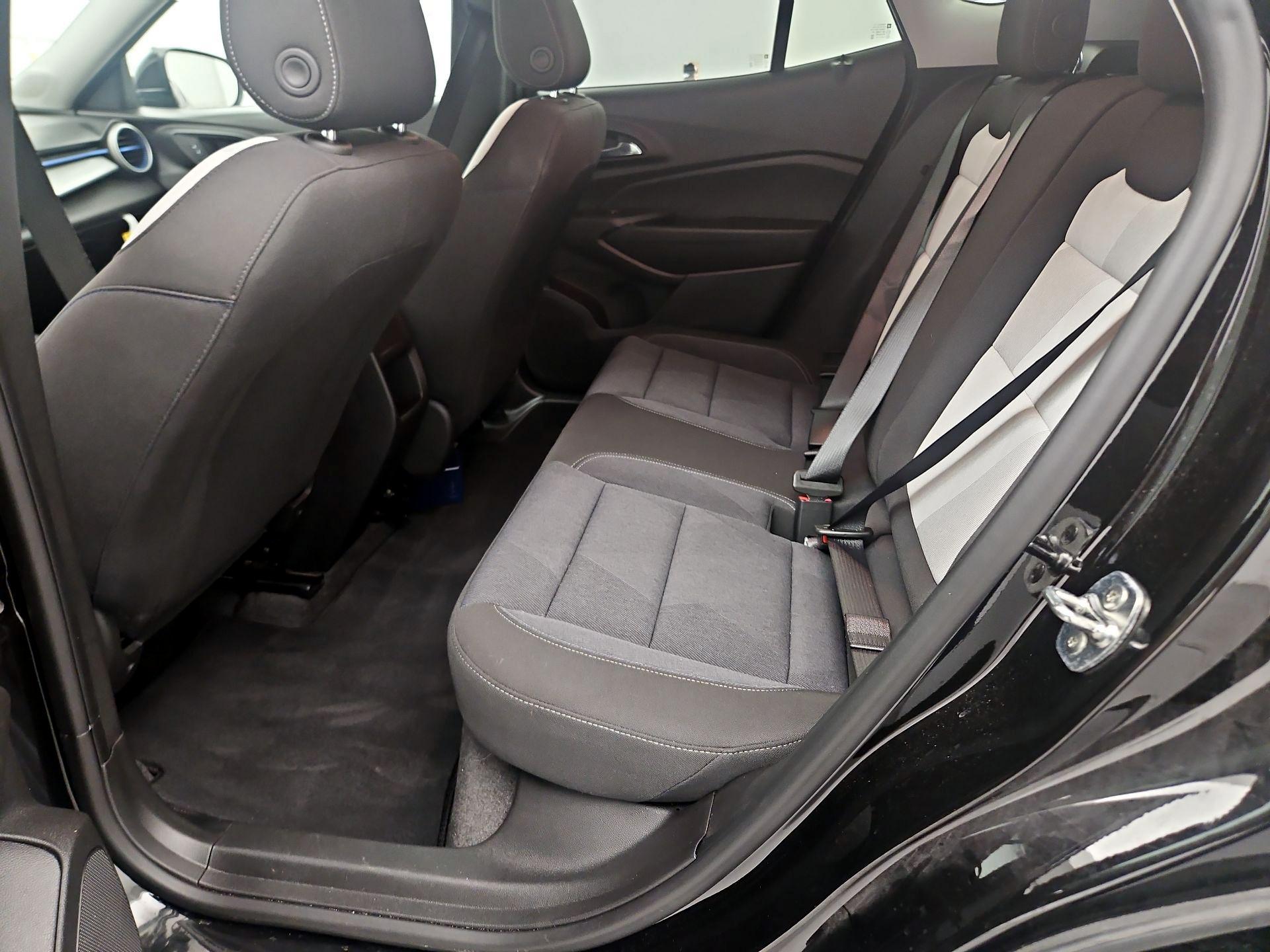 Thumbnail: 2024 Chevrolet Trax - 19