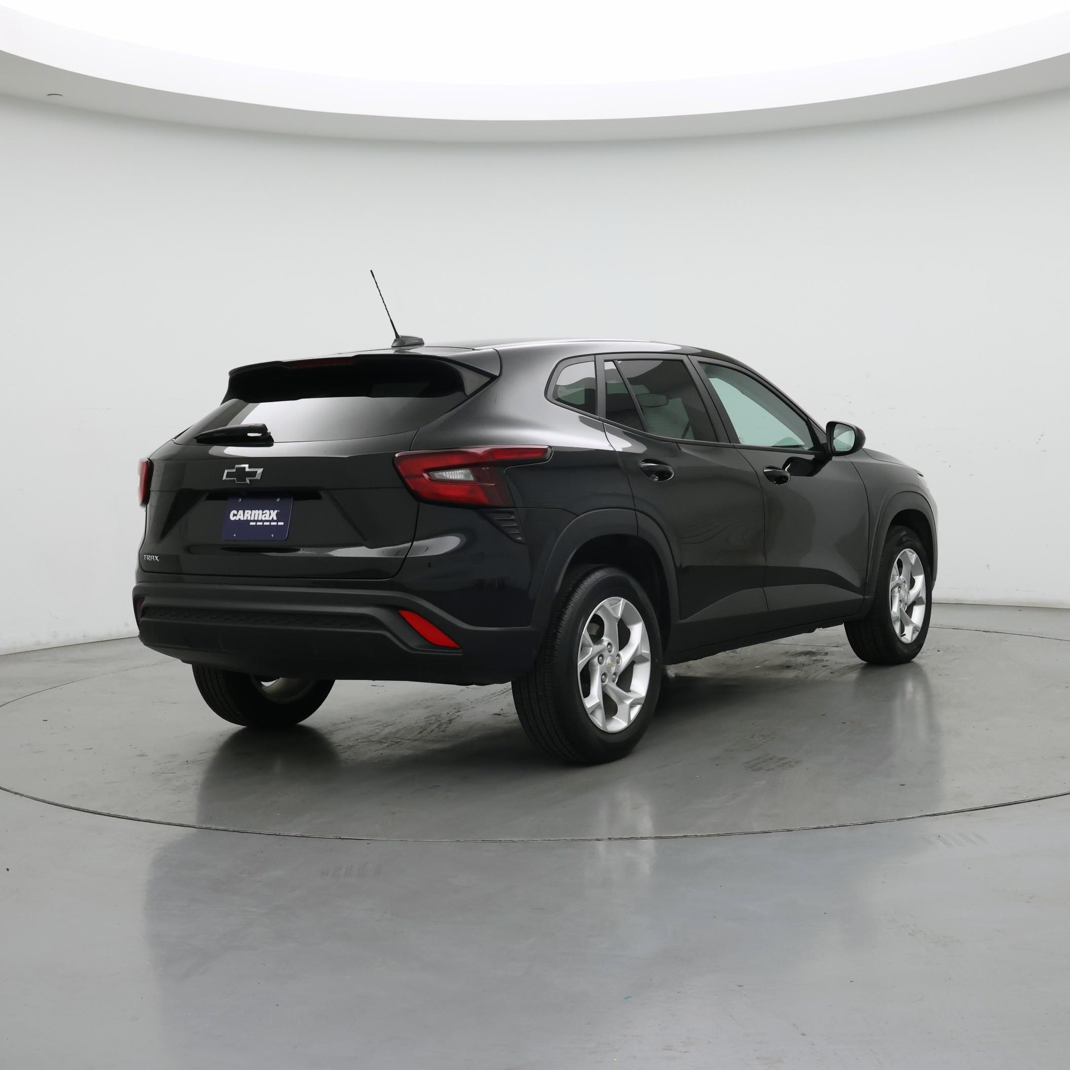 Thumbnail: 2024 Chevrolet Trax - 8