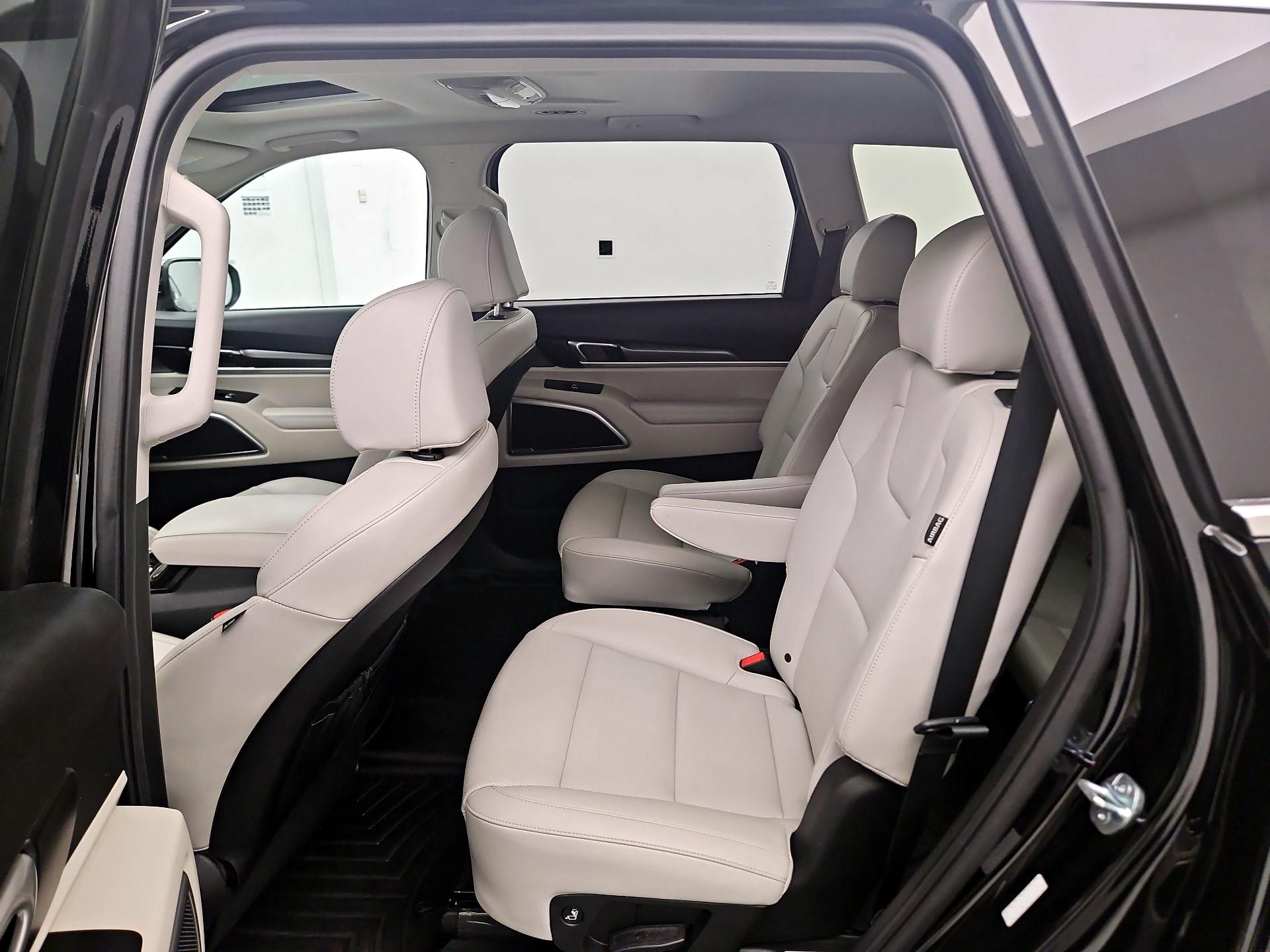 Thumbnail: 2024 Kia Telluride - 20