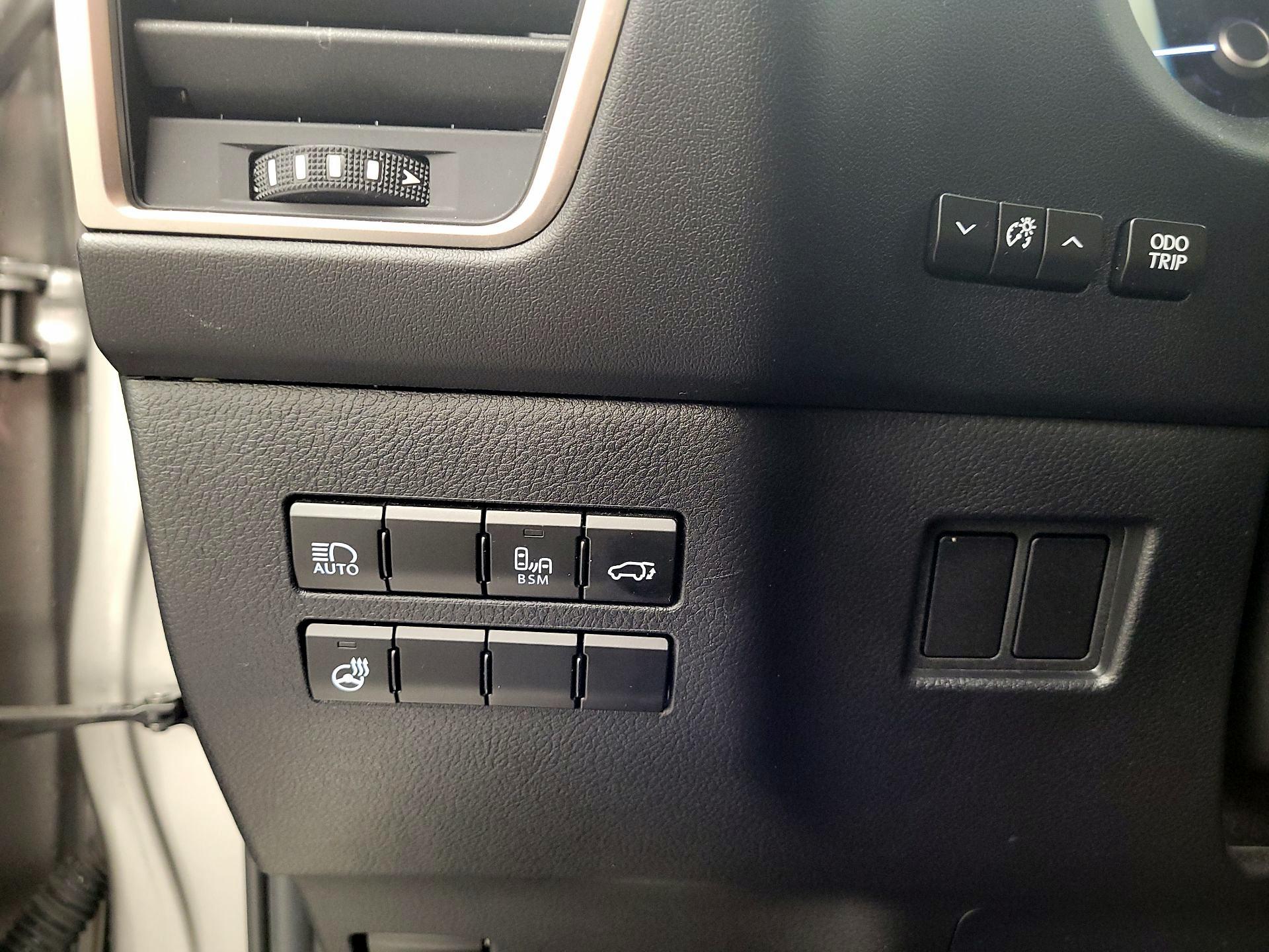 Thumbnail: 2018 Lexus NX - 13