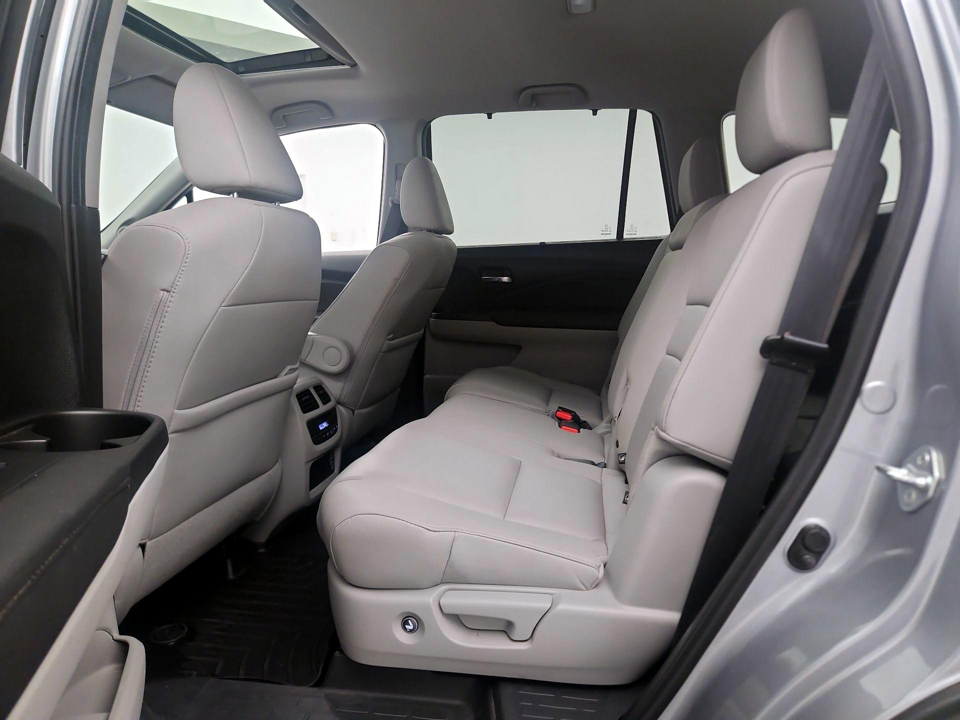 Thumbnail: 2022 Honda Pilot - 19