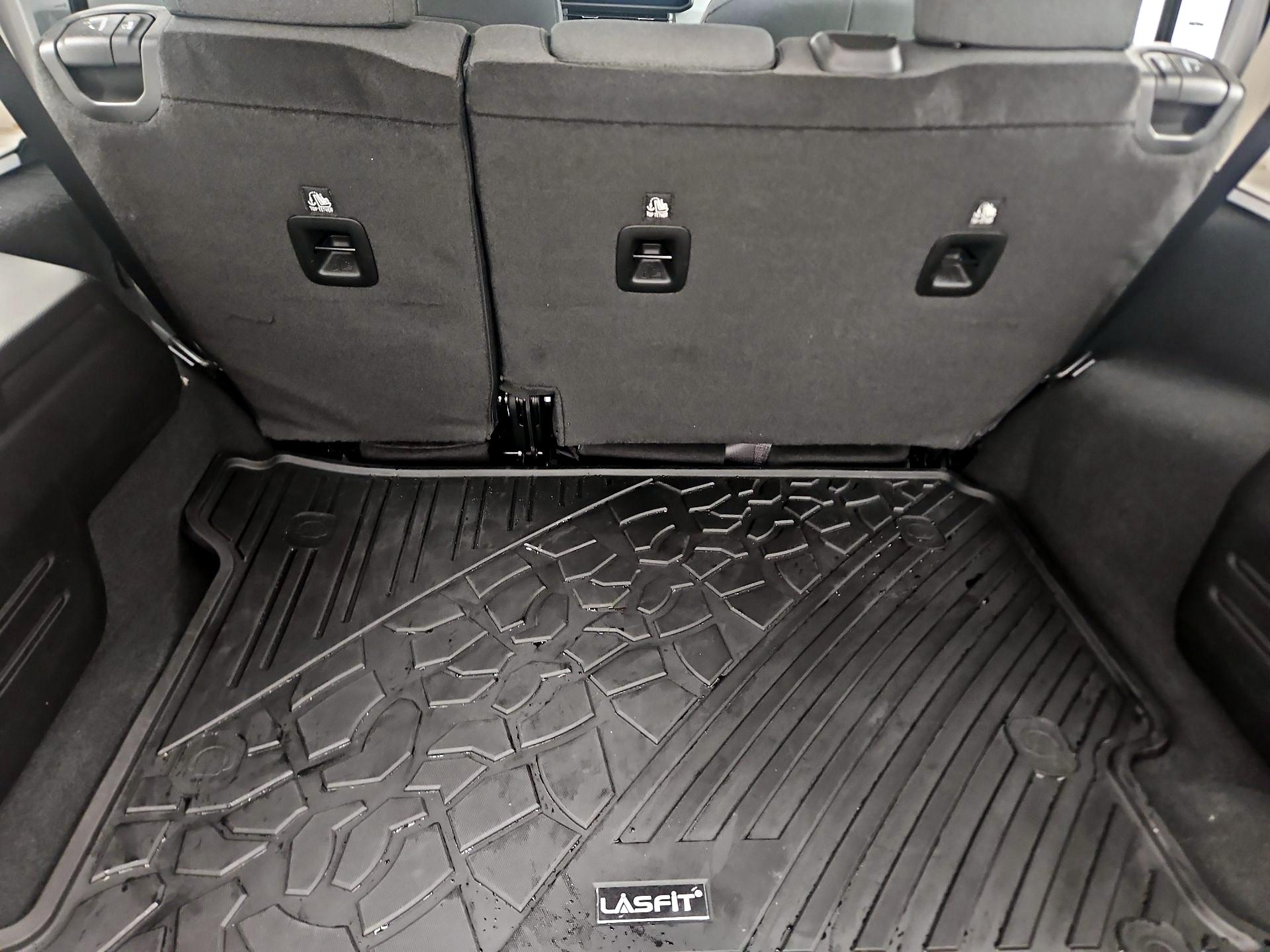 Thumbnail: 2025 Jeep Wrangler - 19