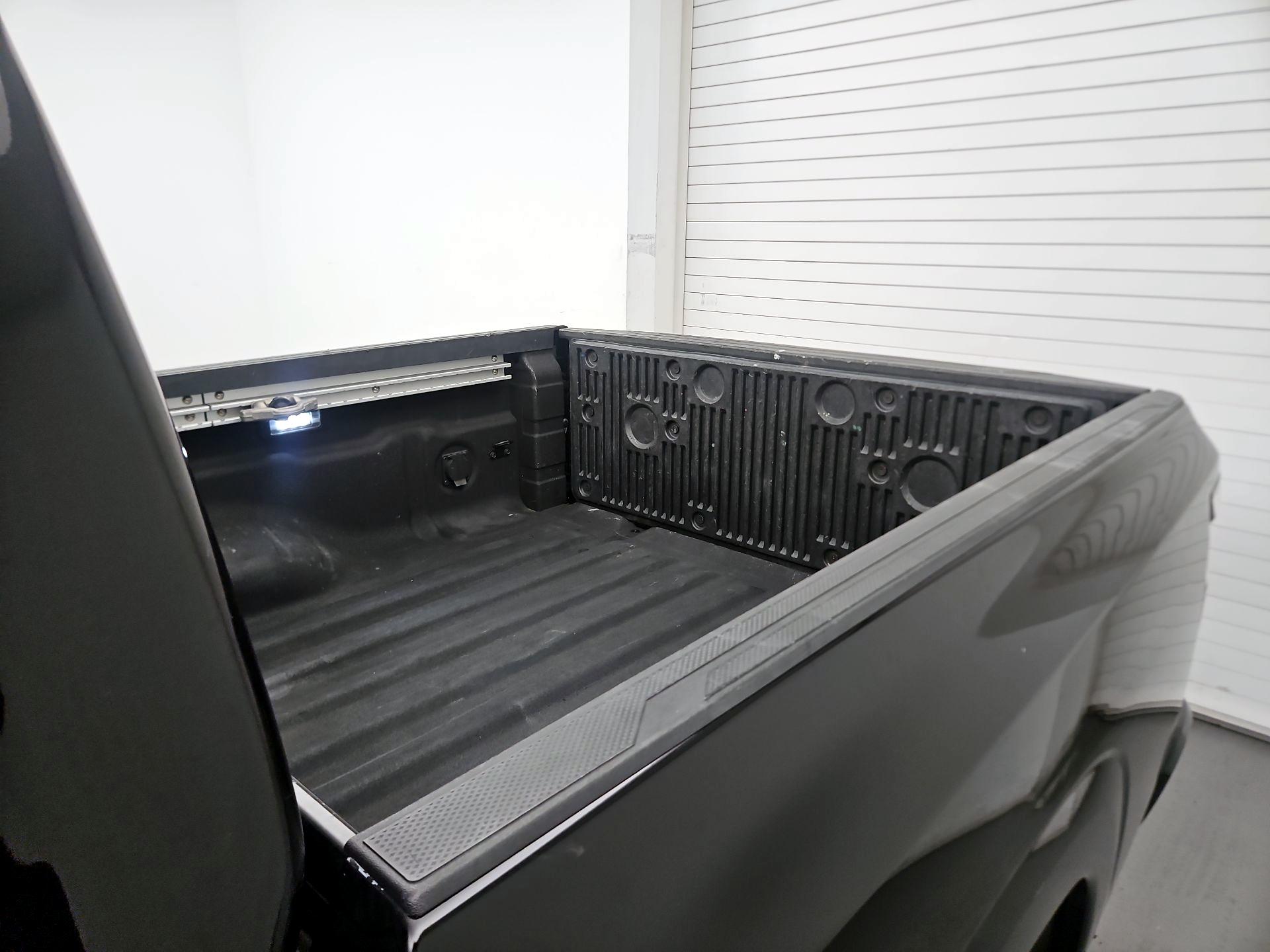 Thumbnail: 2023 Nissan Frontier - 19