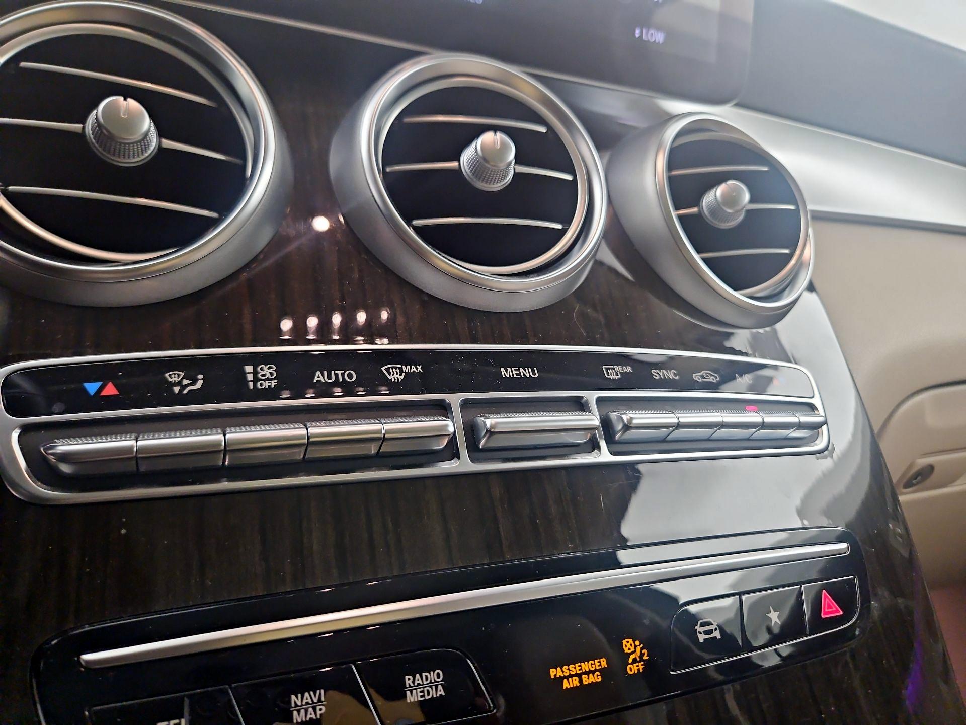 Thumbnail: 2021 Mercedes-Benz GLC - 17