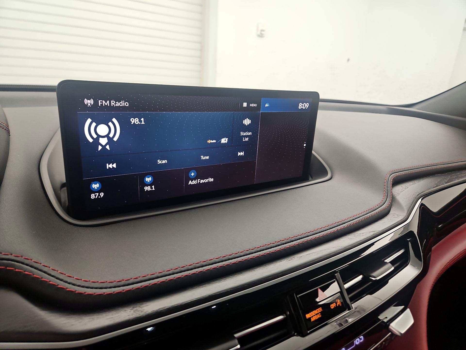 Thumbnail: 2022 Acura MDX - 13