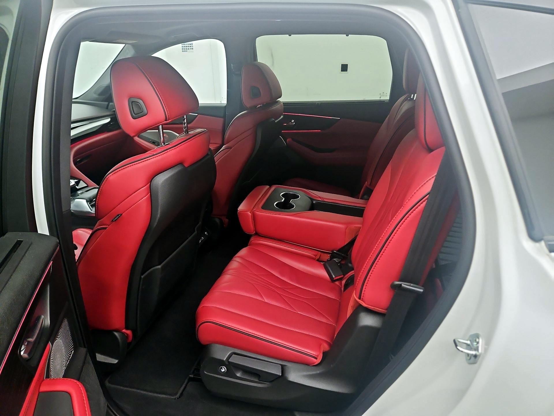 Thumbnail: 2022 Acura MDX - 16