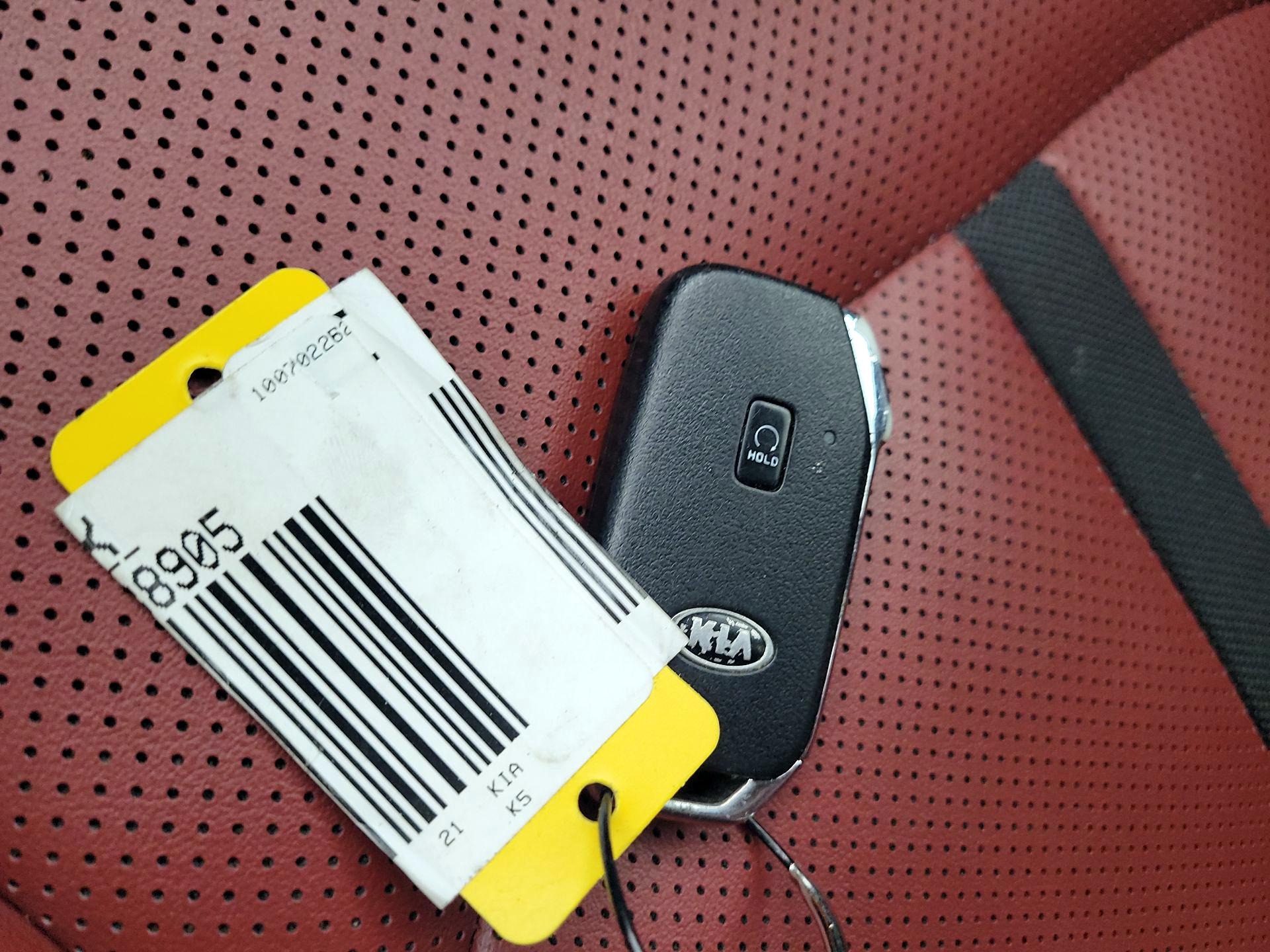 Thumbnail: 2021 Kia K5 - 18