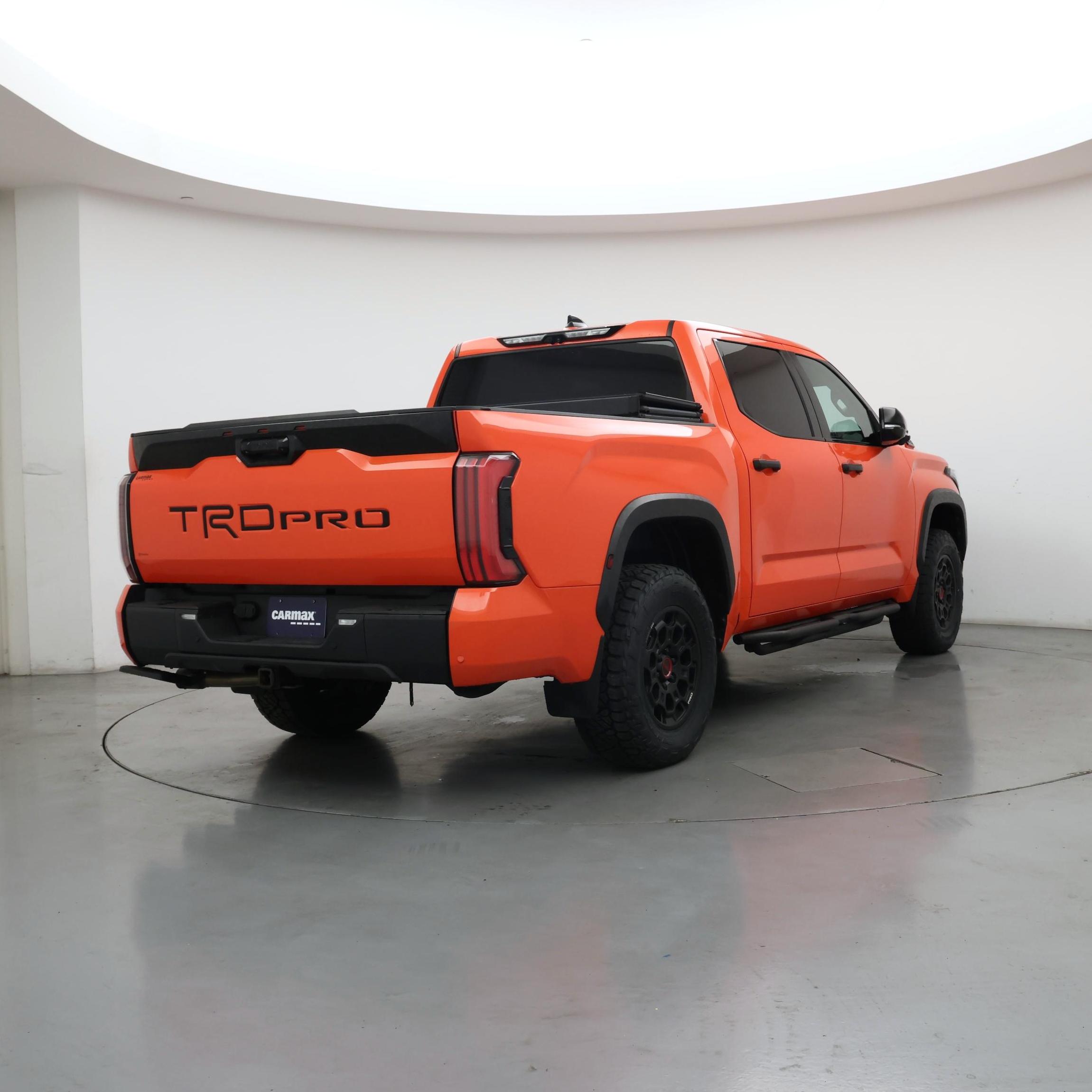 Thumbnail: 2022 Toyota Tundra - 8