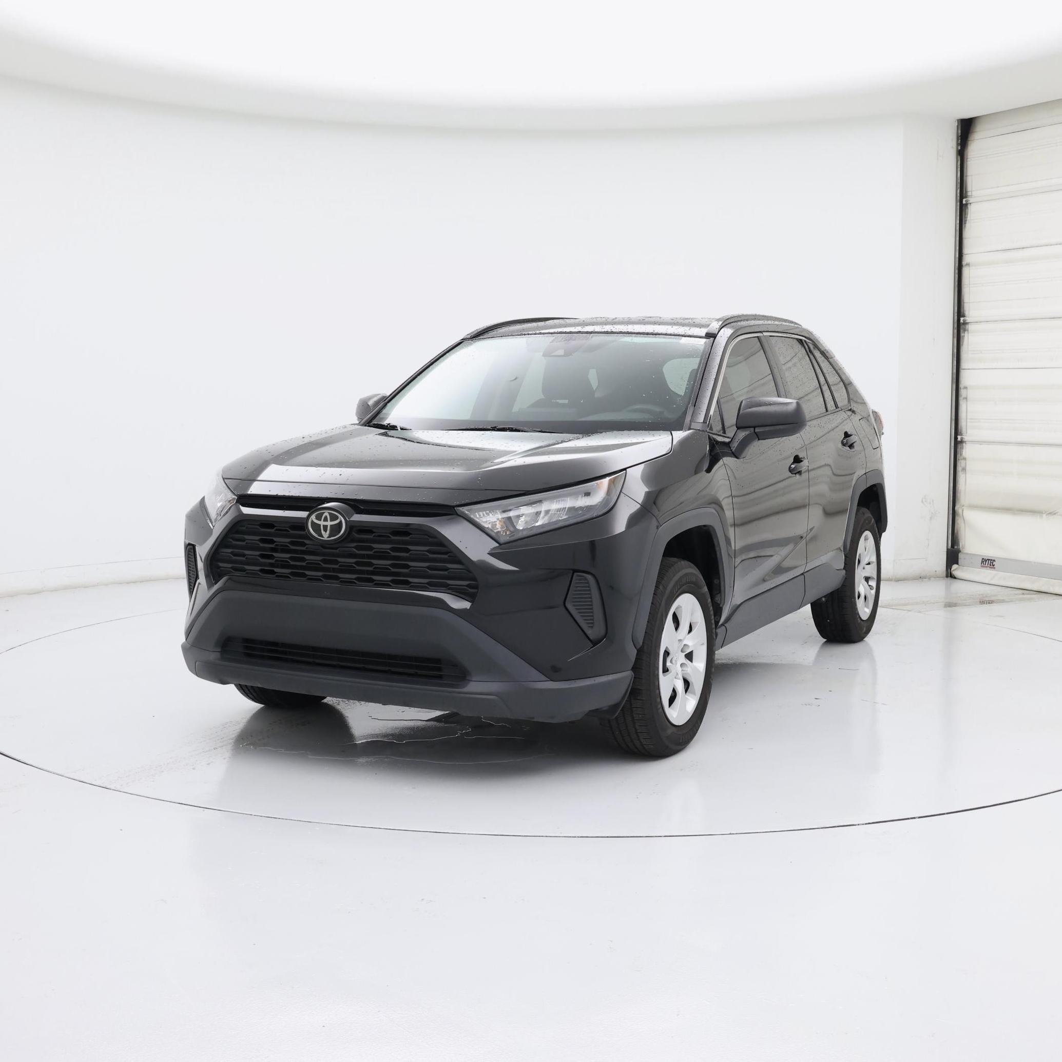 Thumbnail: 2021 Toyota RAV4 - 4