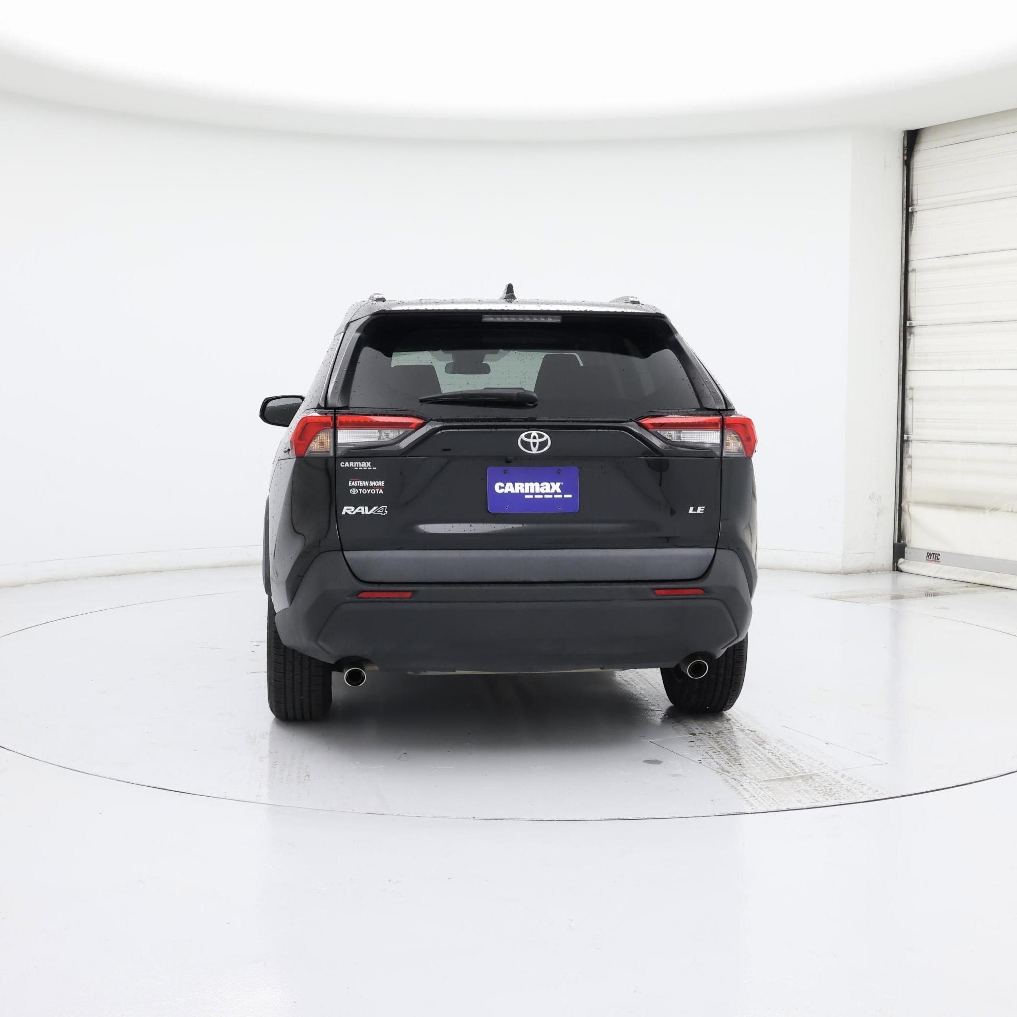 Thumbnail: 2021 Toyota RAV4 - 6