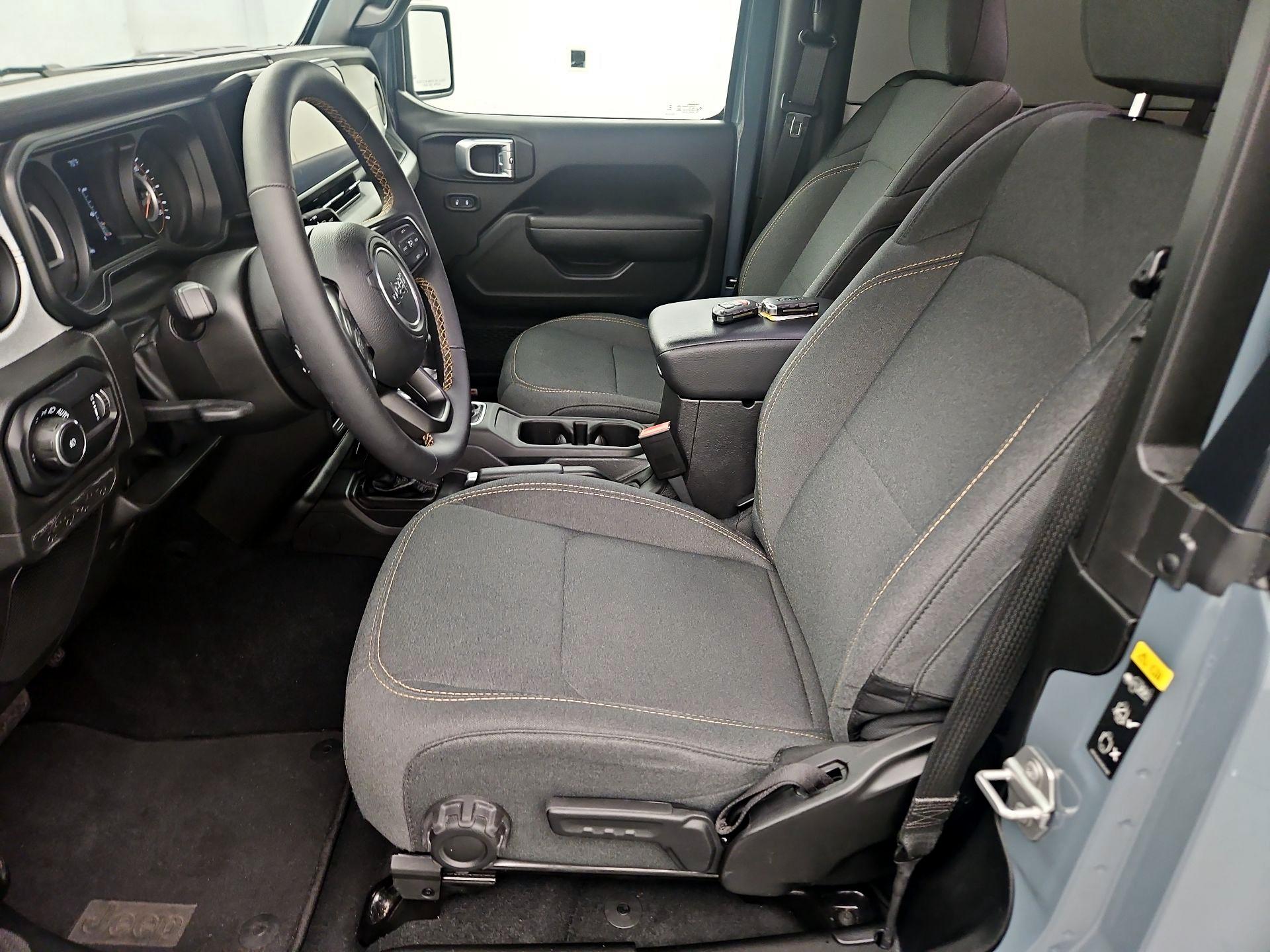 Thumbnail: 2024 Jeep Wrangler - 11