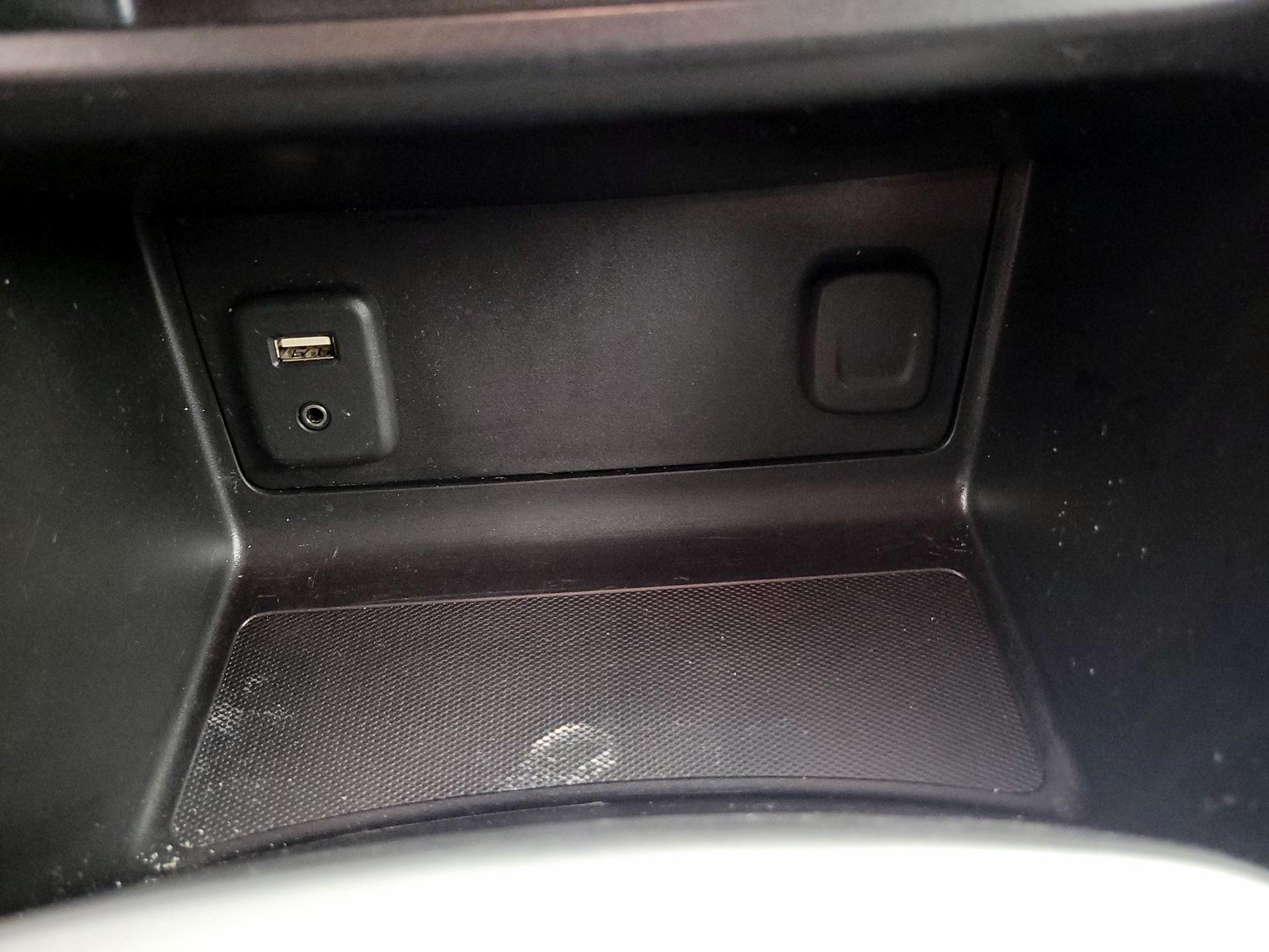 Thumbnail: 2018 Chevrolet Colorado - 18