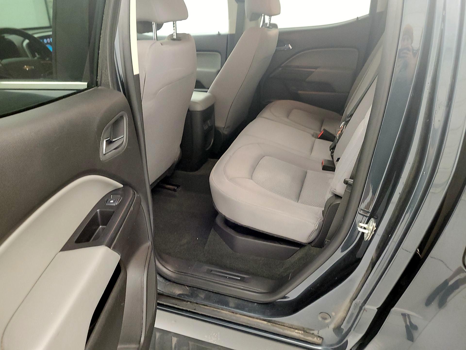 Thumbnail: 2018 Chevrolet Colorado - 19