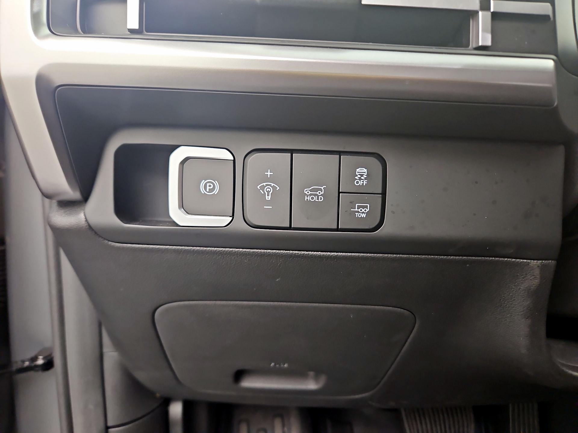 Thumbnail: 2025 Hyundai Santa Fe - 13